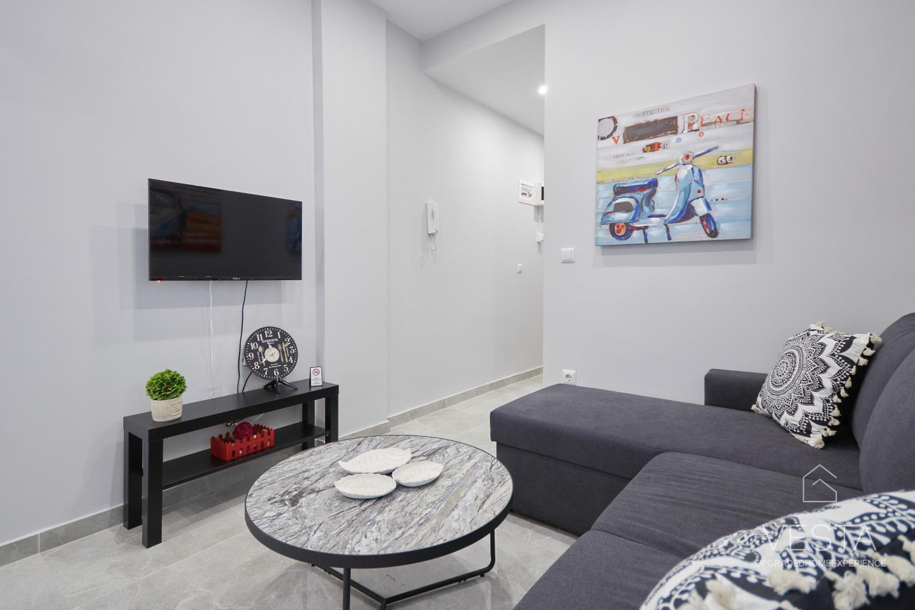 One-Bedroom Apartment