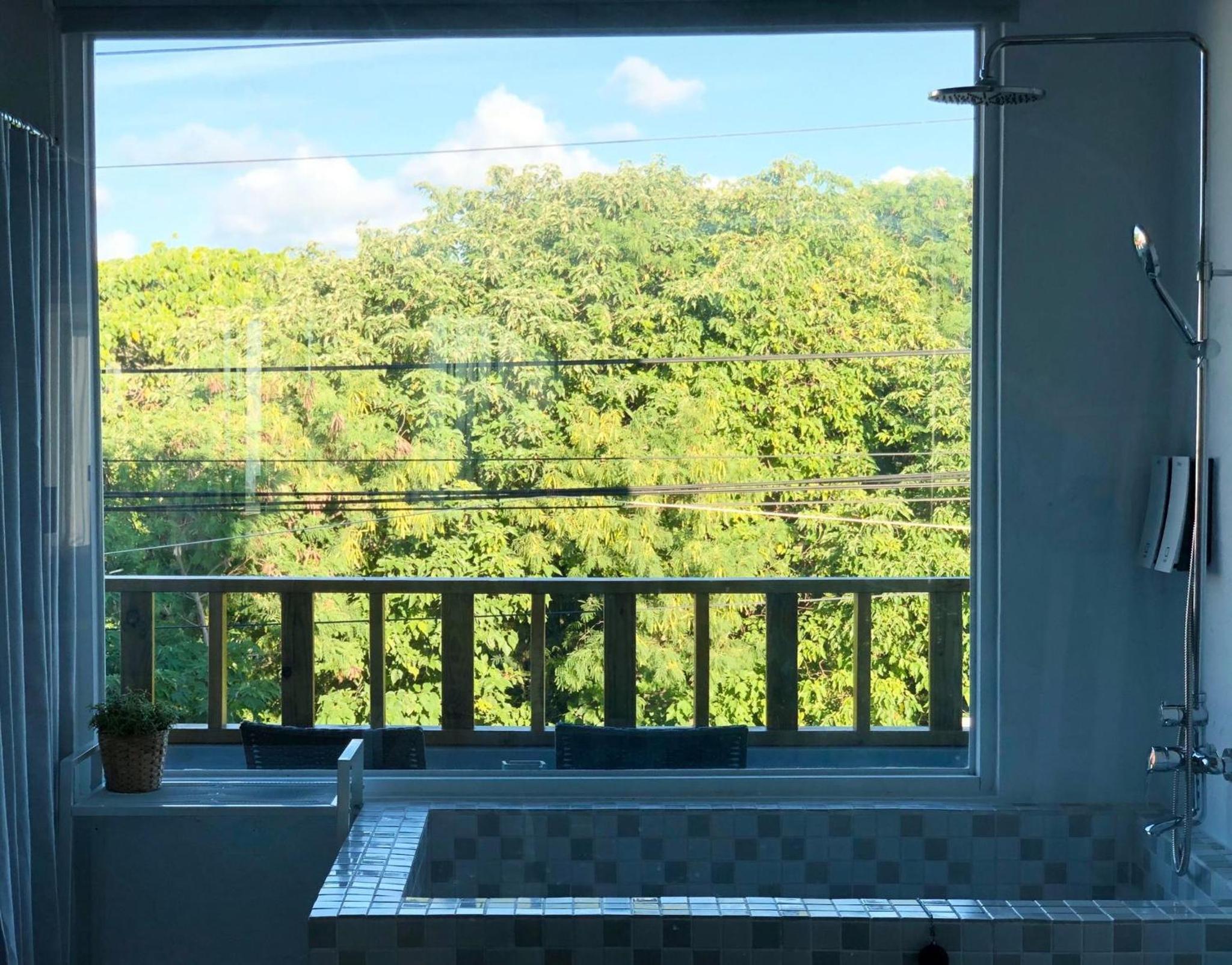 Quadruple Room with Mountain View photo 3
