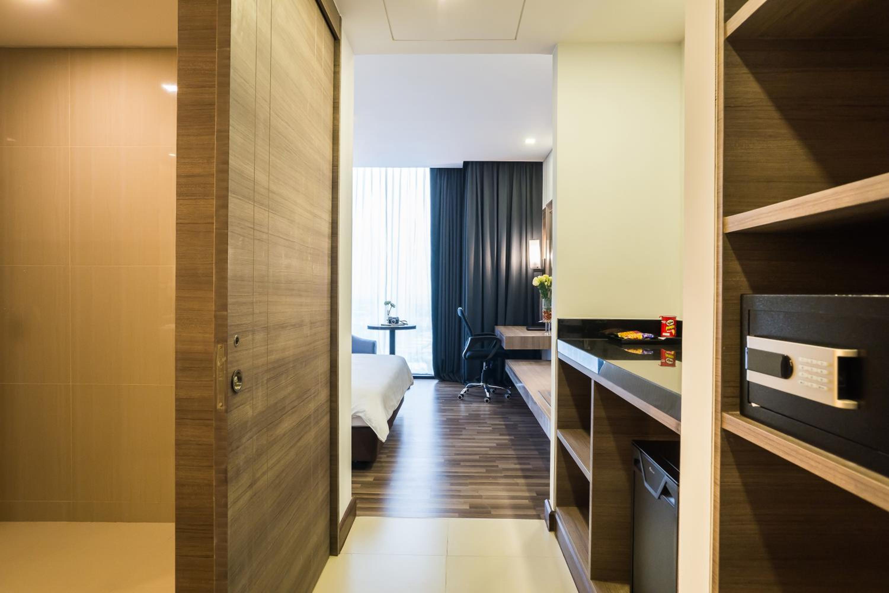 Superior King Room photo 2