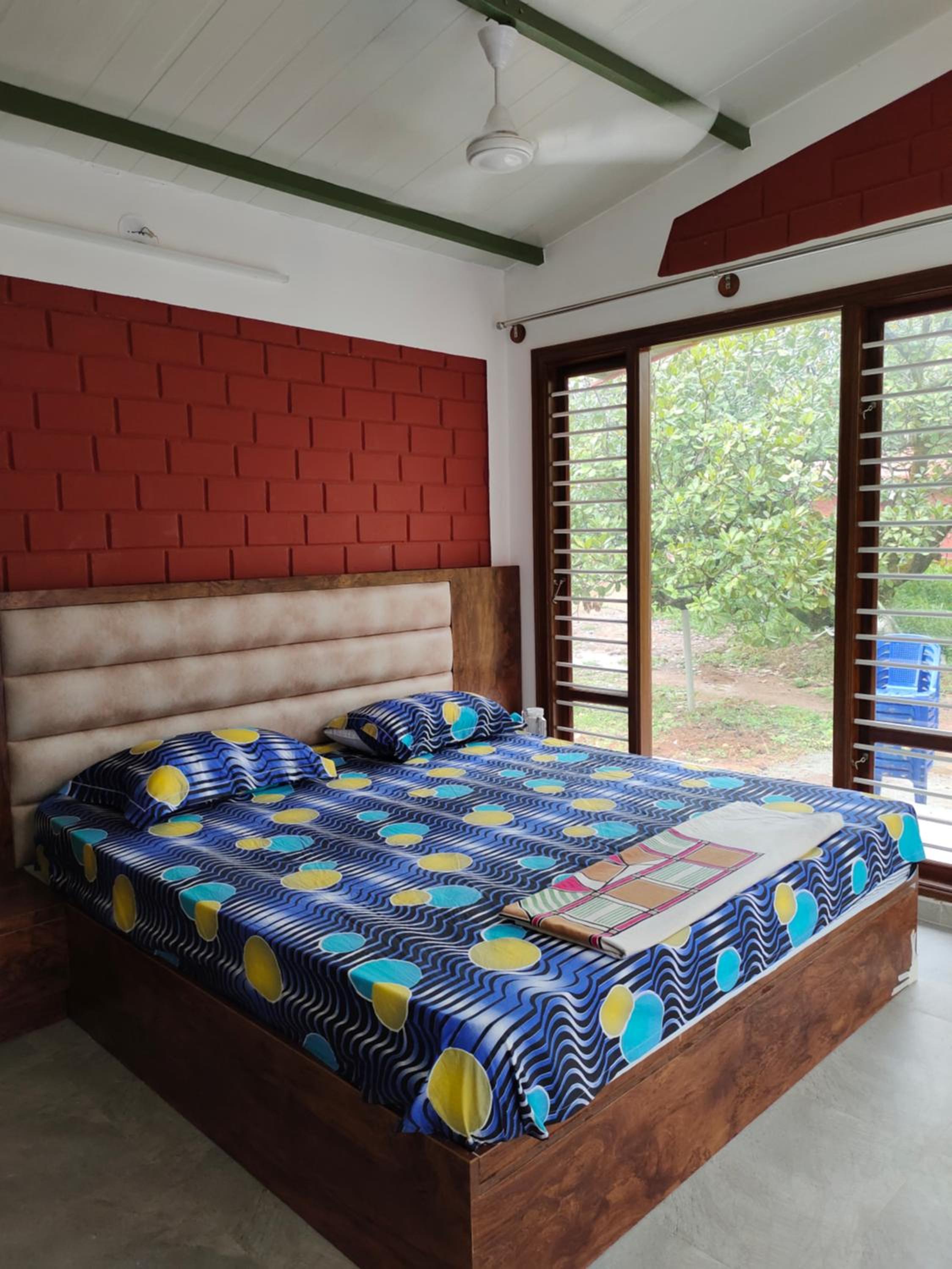 One-Bedroom House photo 1