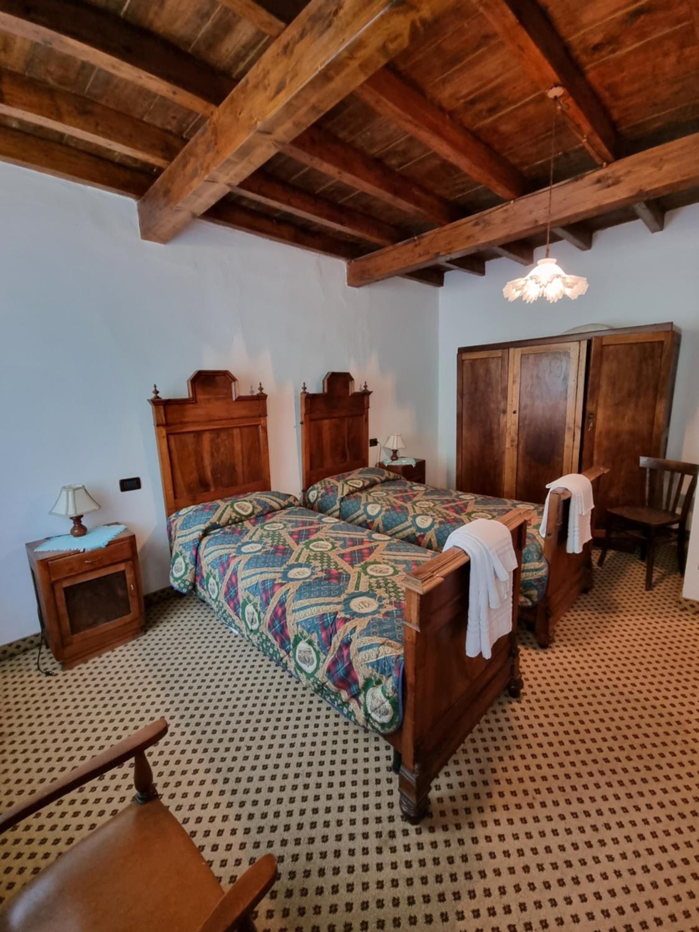 Quadruple Room with Private Bathroom photo 1