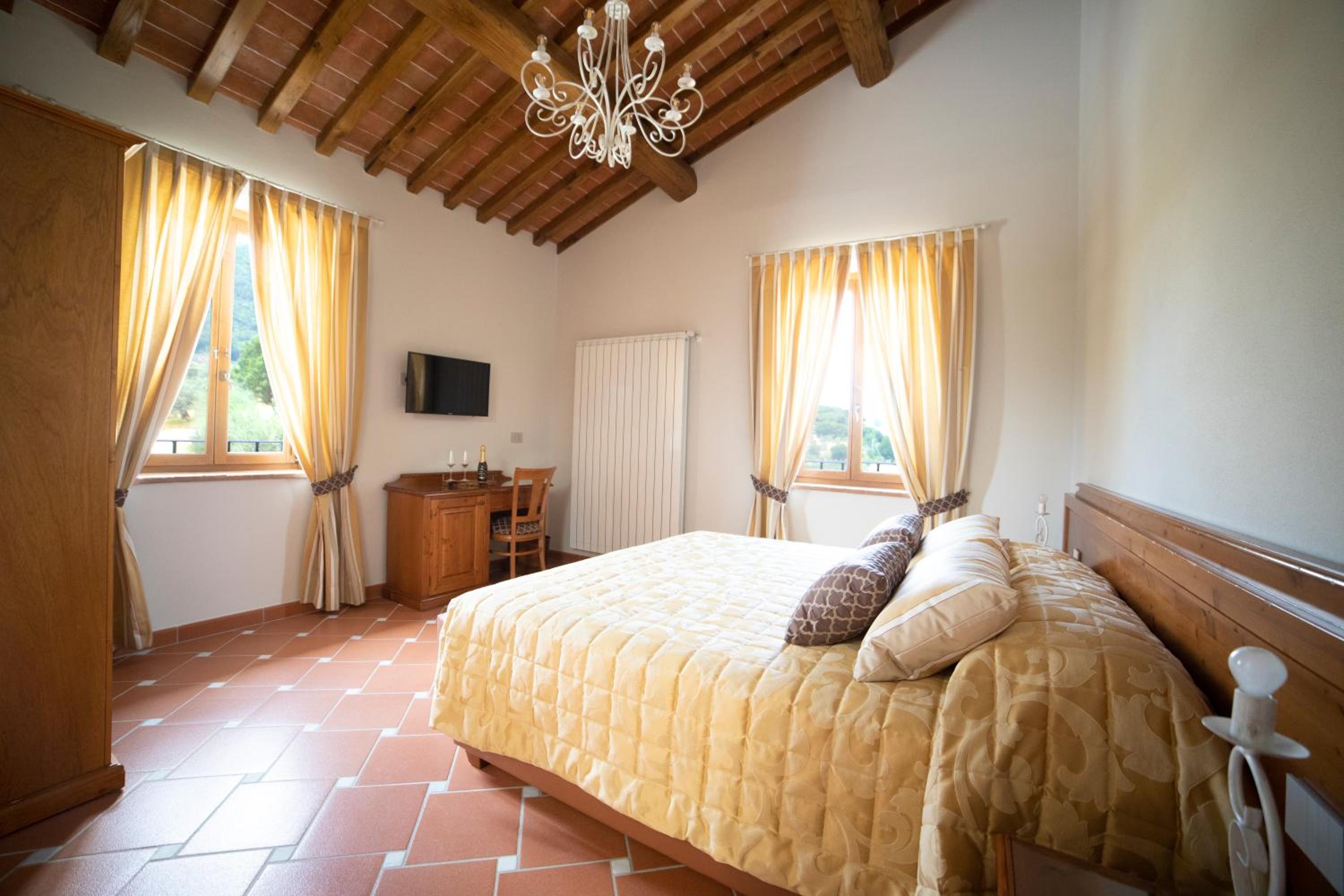 Triple Room with Bathroom photo 1