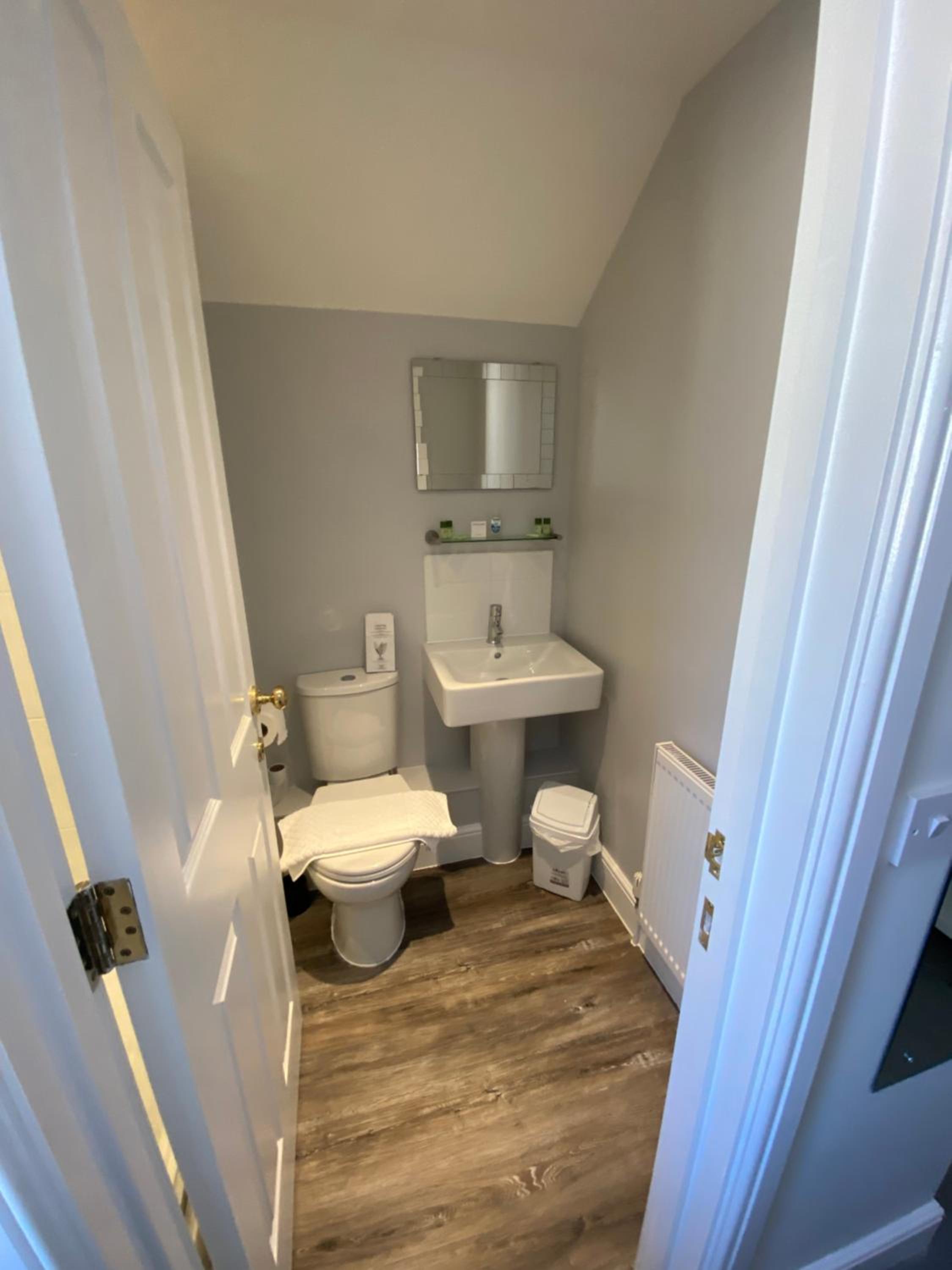 Double Room - Photo 3
