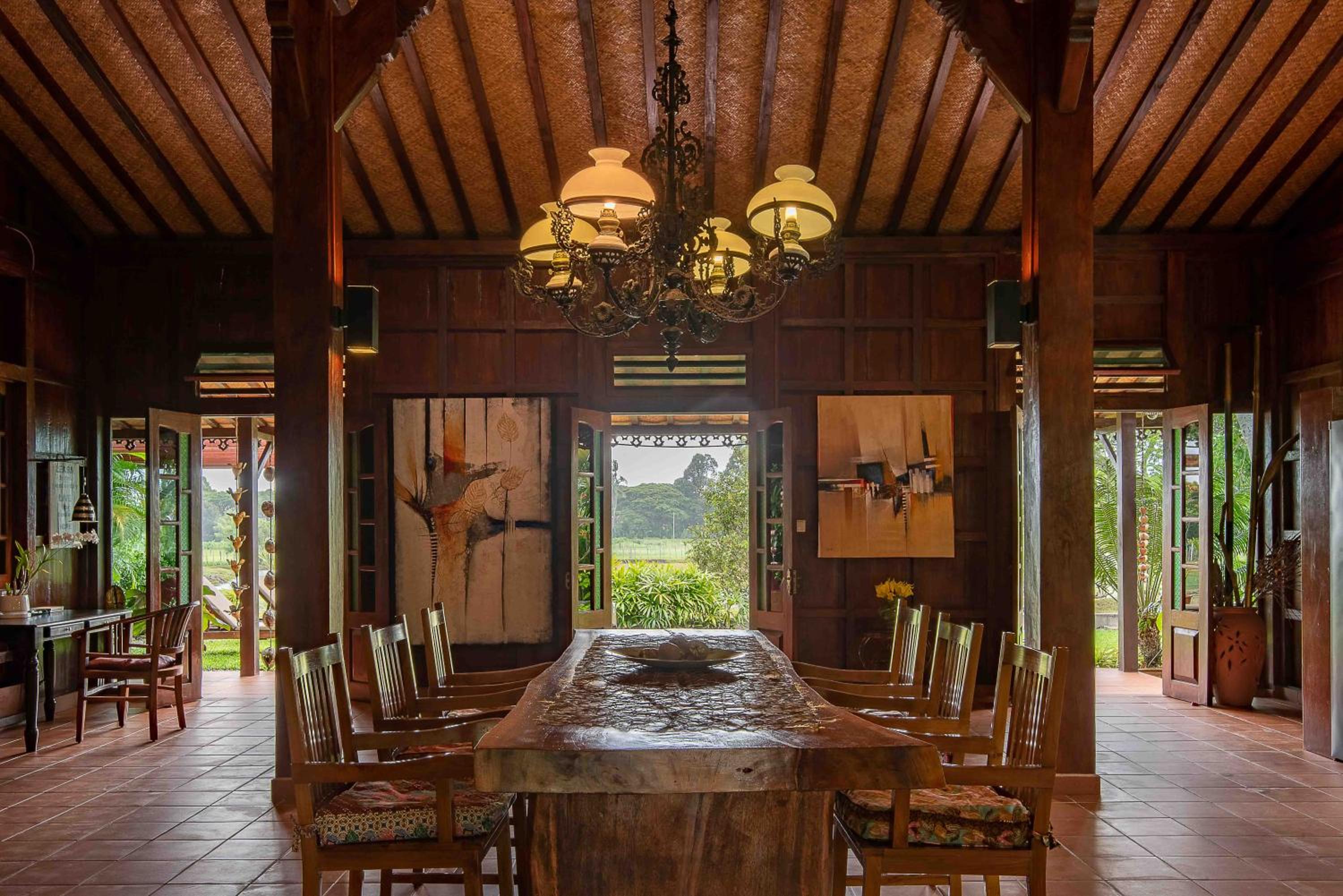Limasan Tempe Villa  - Photo 9