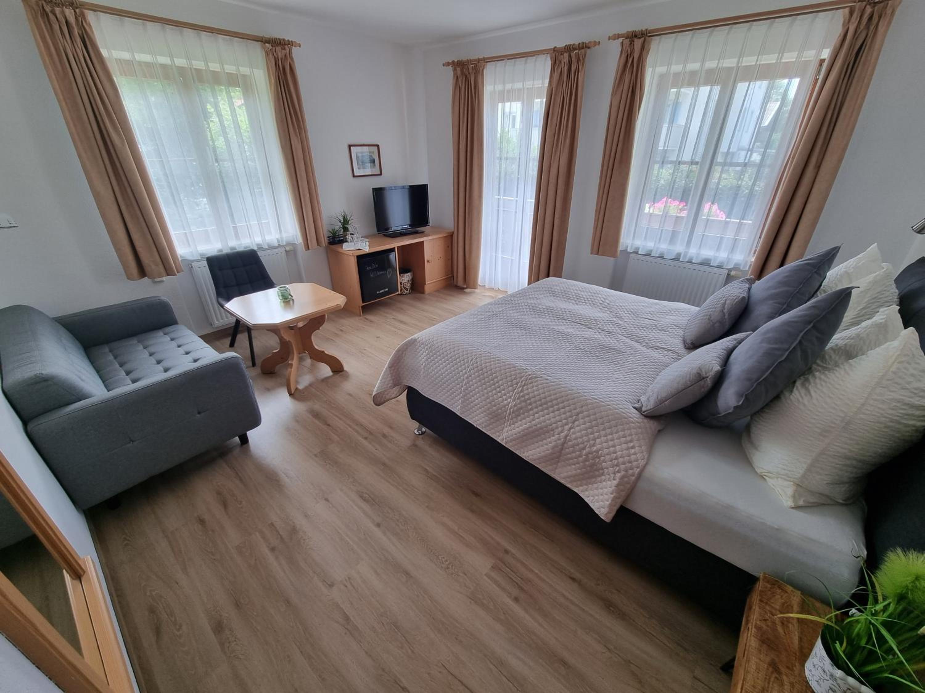 Deluxe Double Room with Balcony