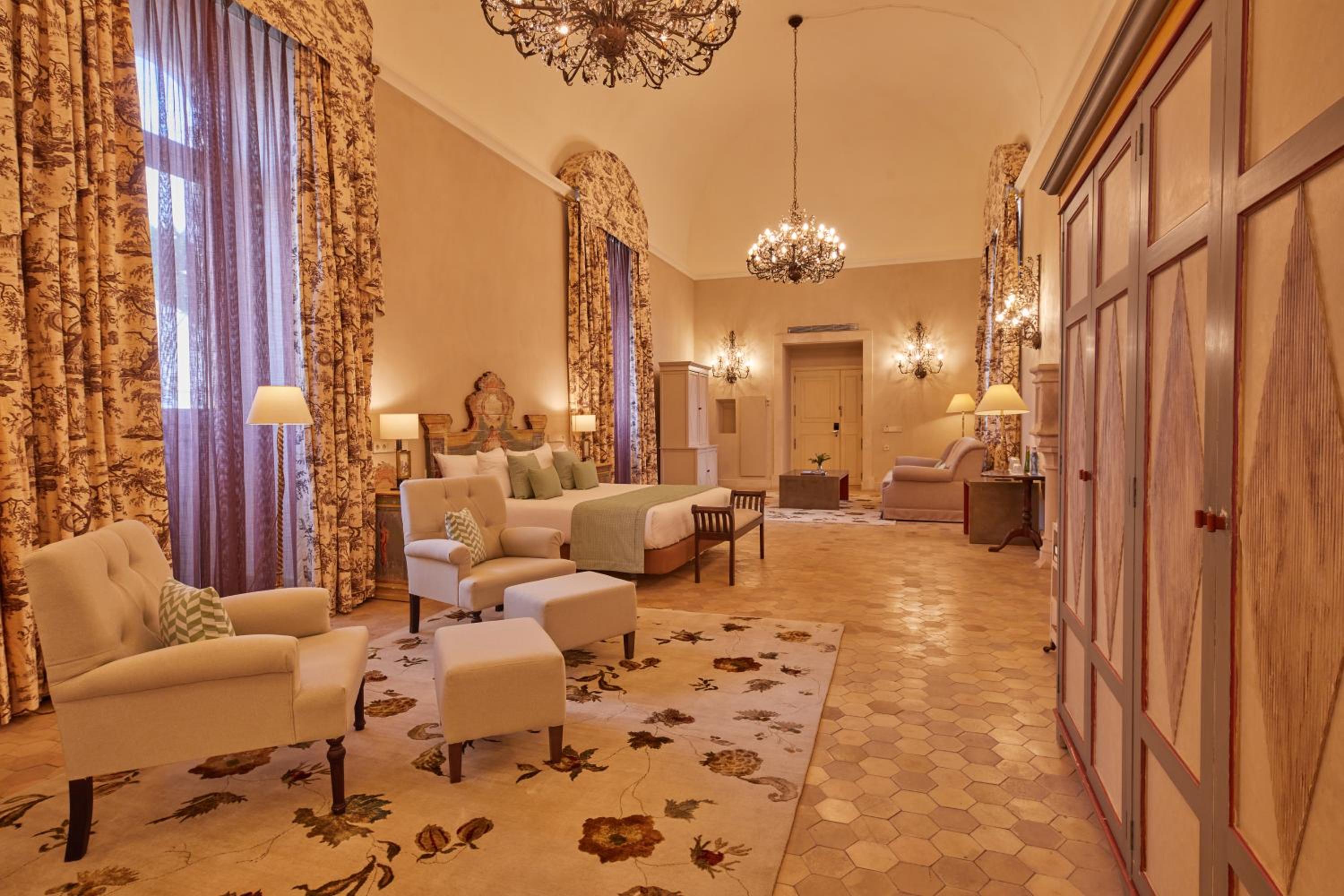 Suite Tornamira photo