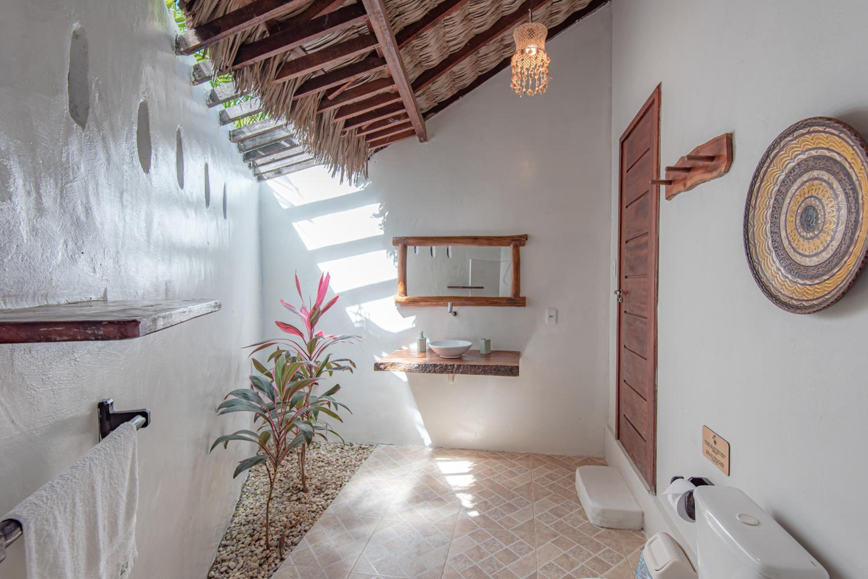 Bungalow with Garden View photo 3