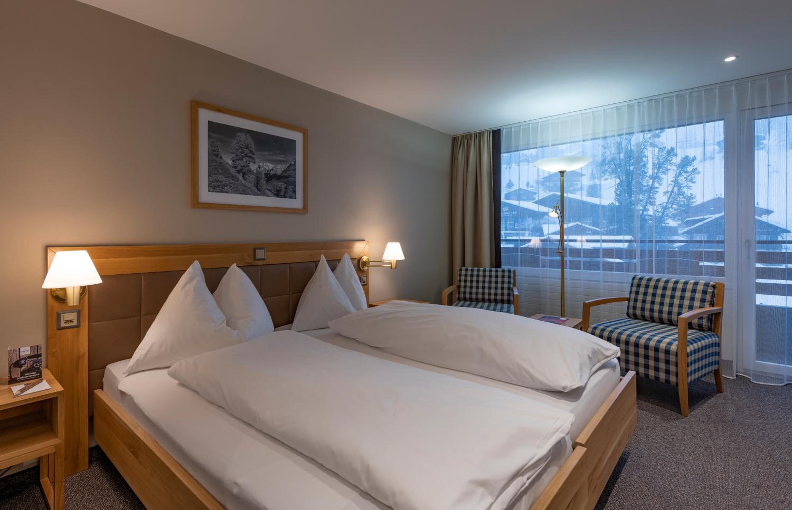Modern Double Room - Photo 1