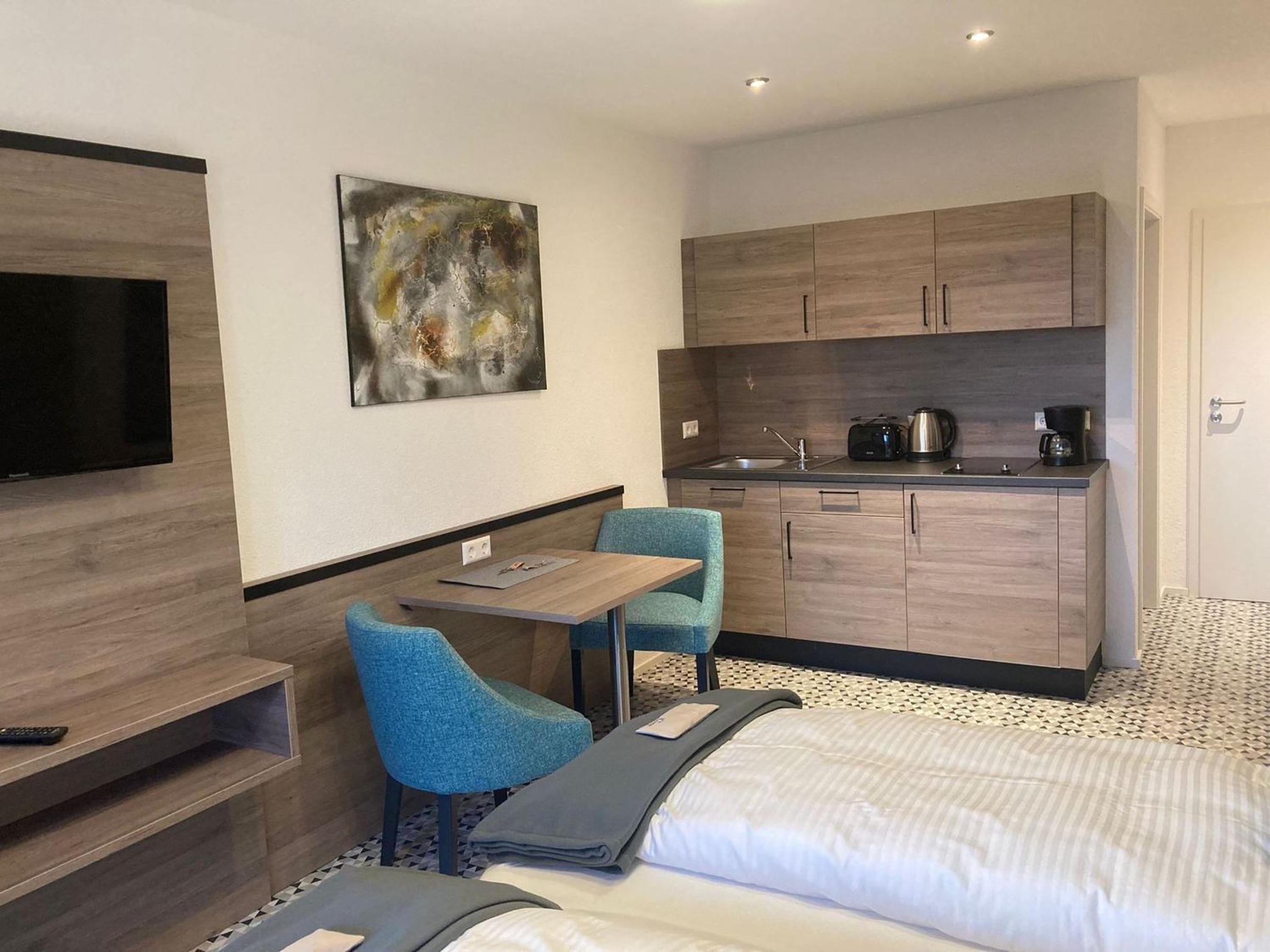 Superior One-Bedroom Apartment with Balcony