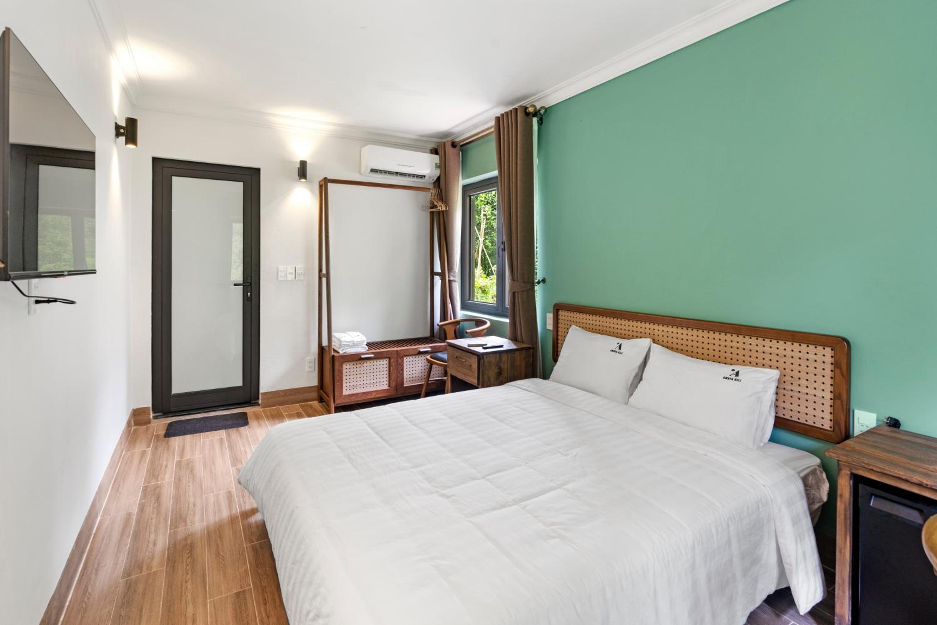 Double Room with Pool View