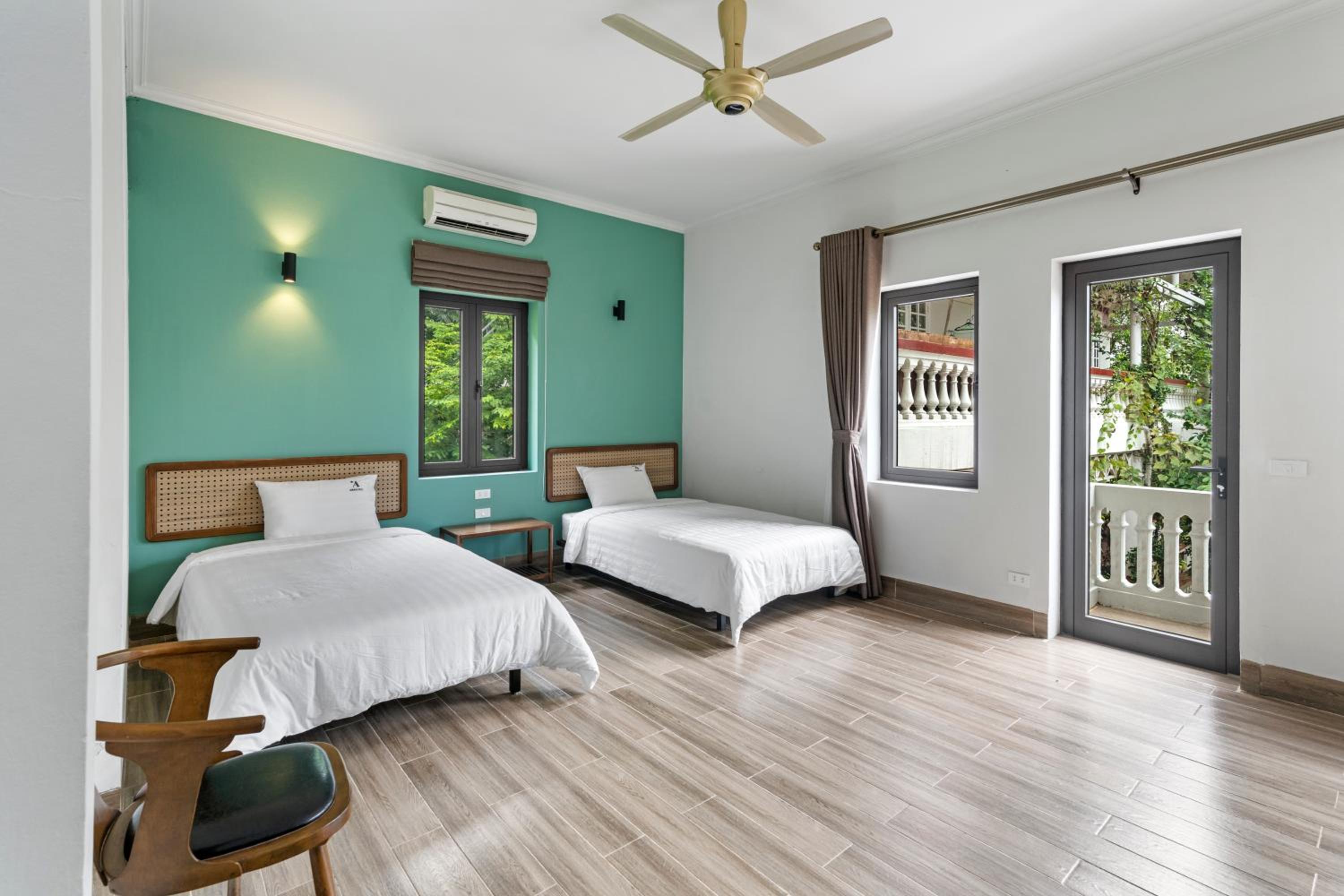 Superior Double or Twin Room with Mountain View