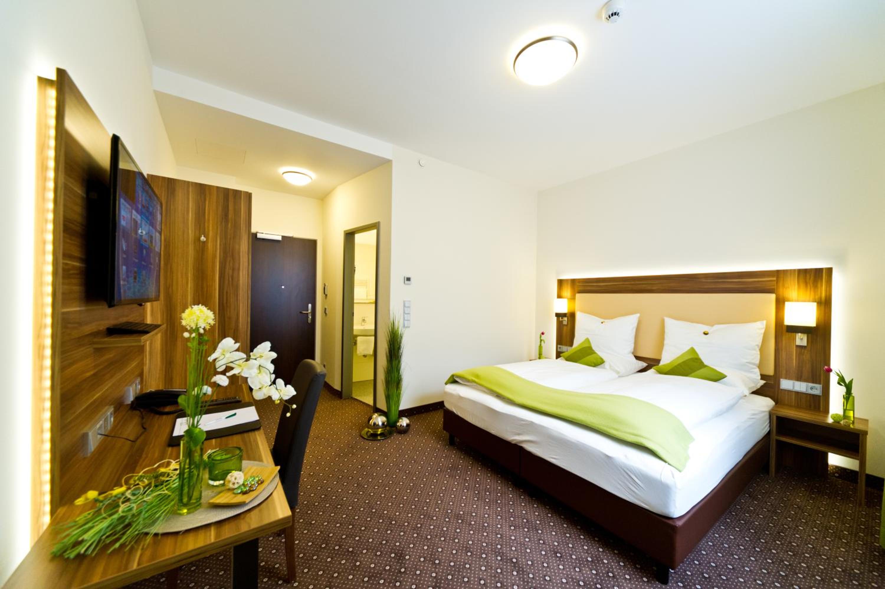 Comfort Plus Room