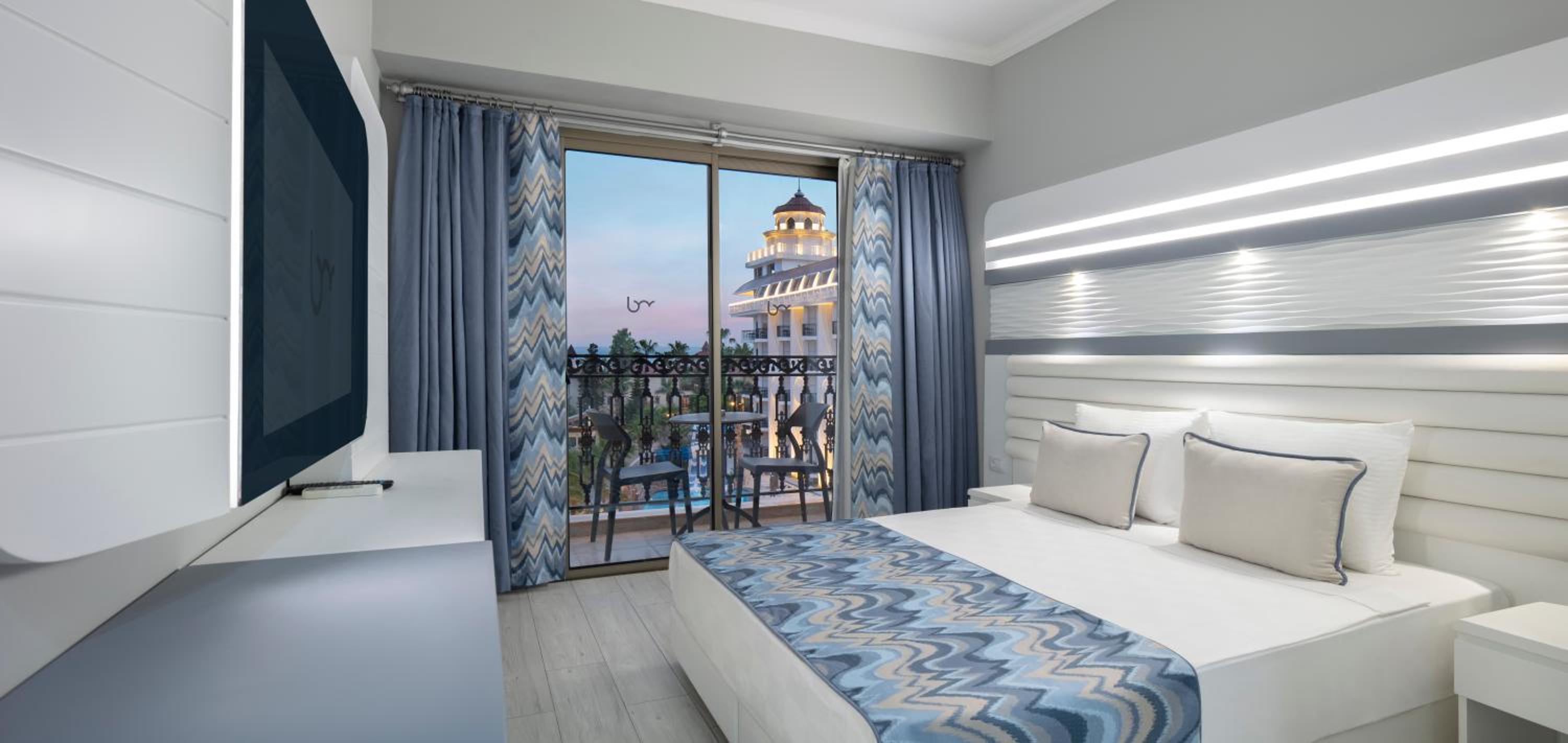 Deluxe Double Room with Sea View