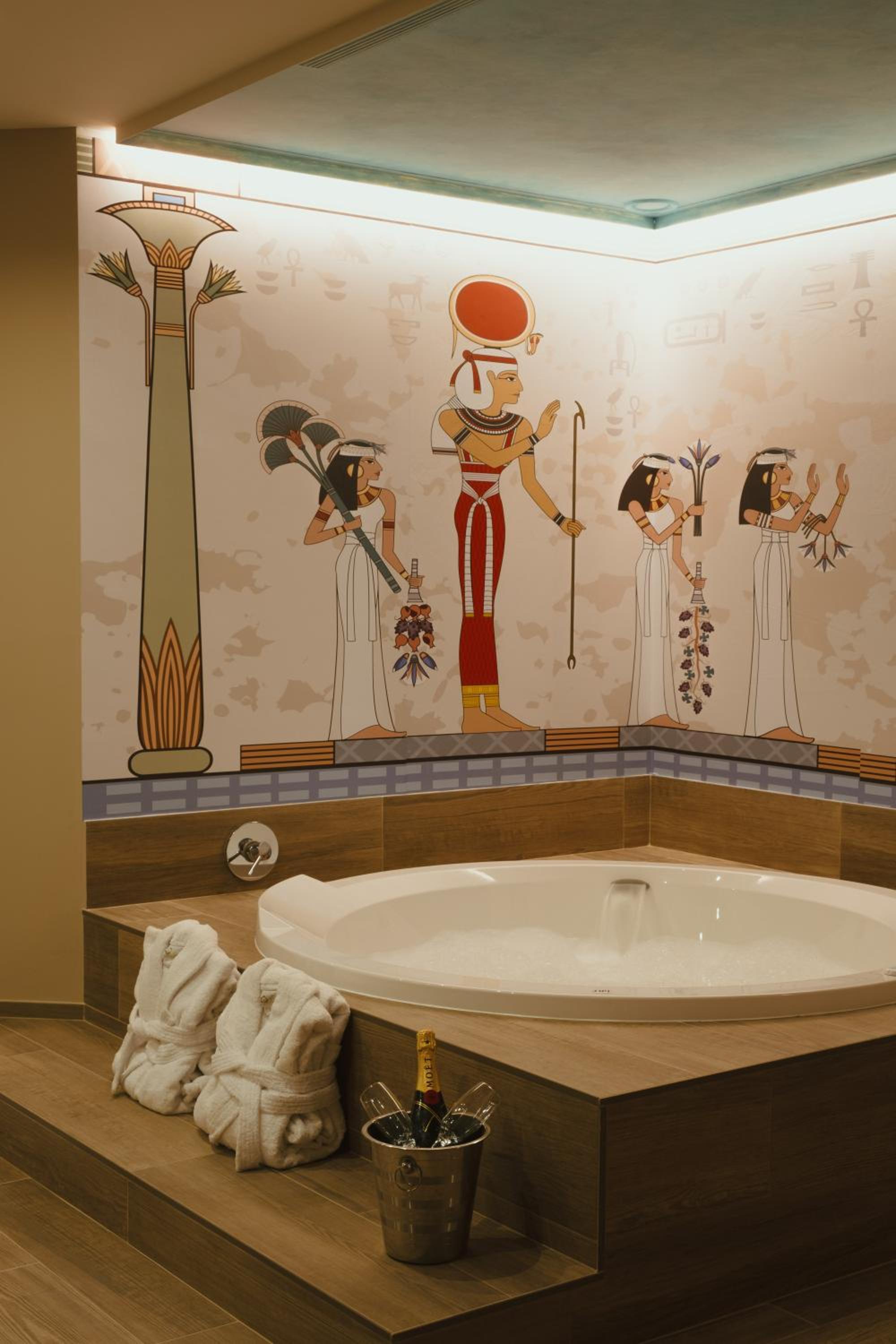 Superior Suite photo 2