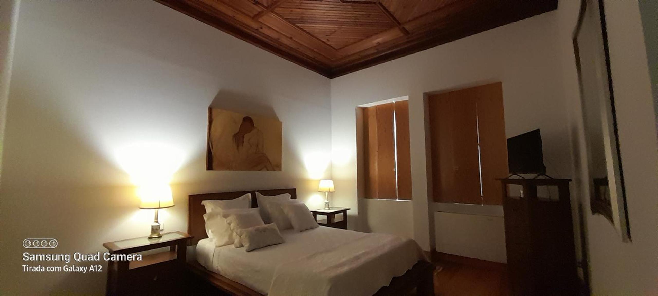 Deluxe Double Room with Bath photo 2