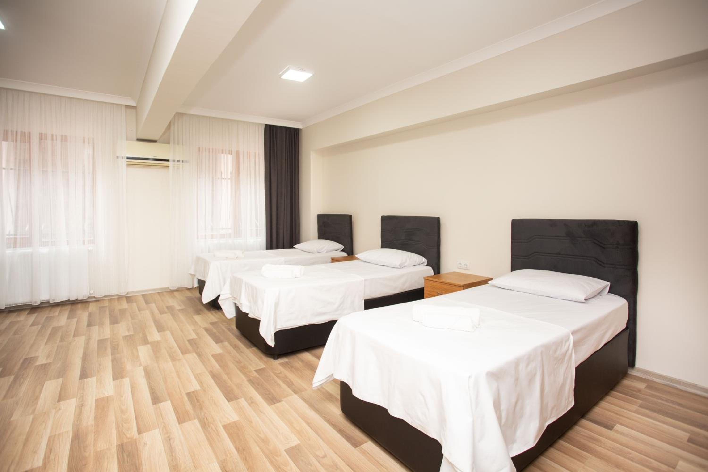 Triple Room with Mountain View - Photo 4