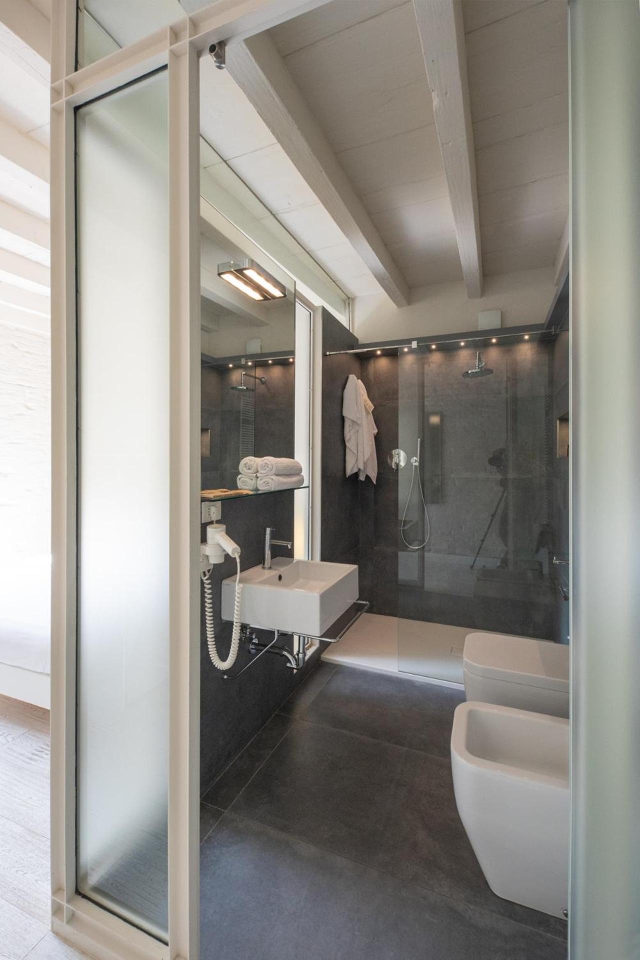 Superior Double Room - Photo 16