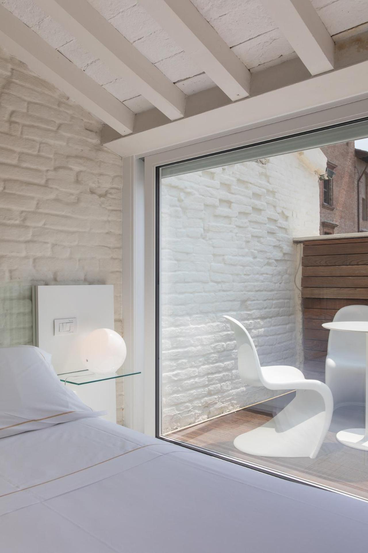 Superior Double Room - Photo 25
