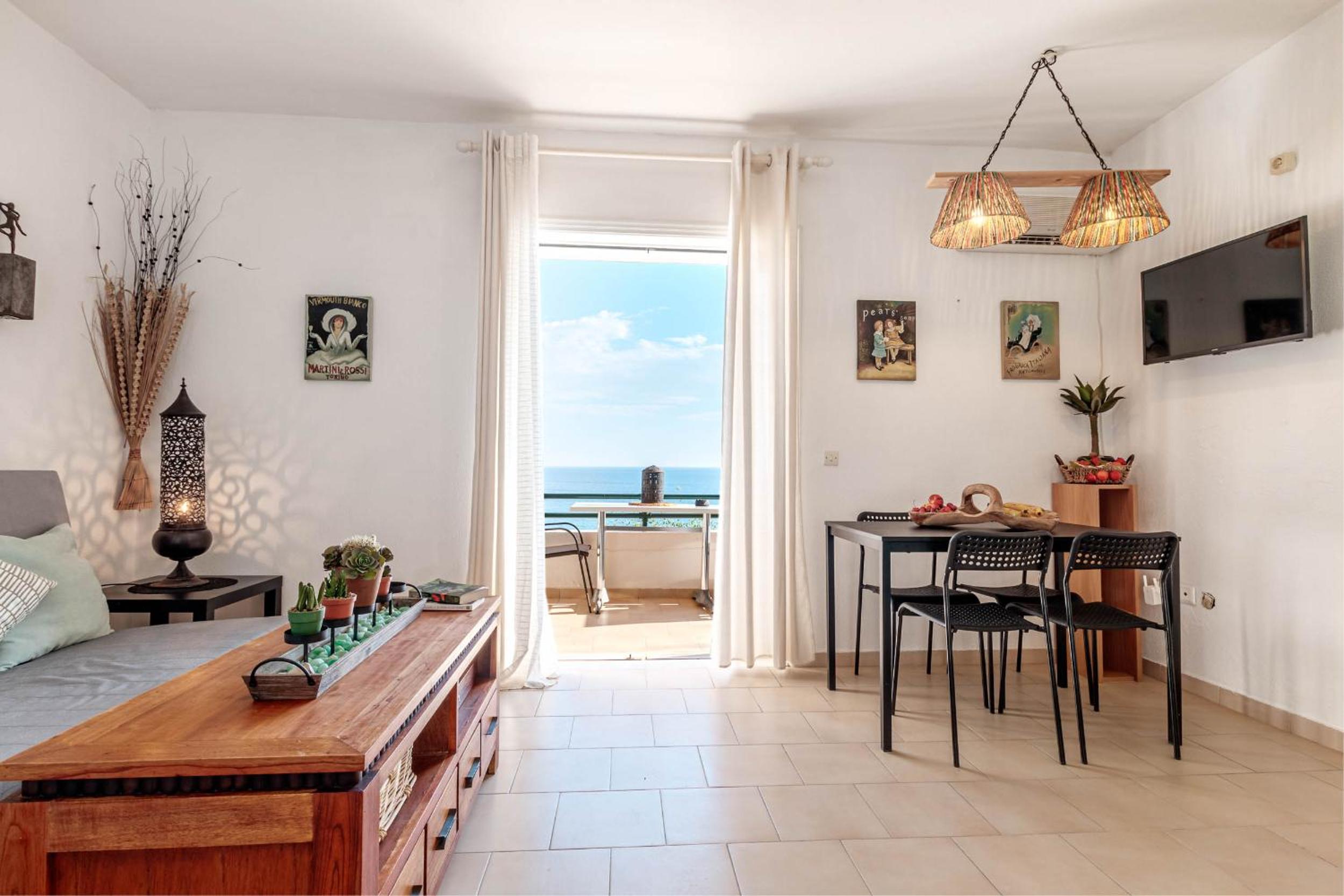 Apartment with Sea View