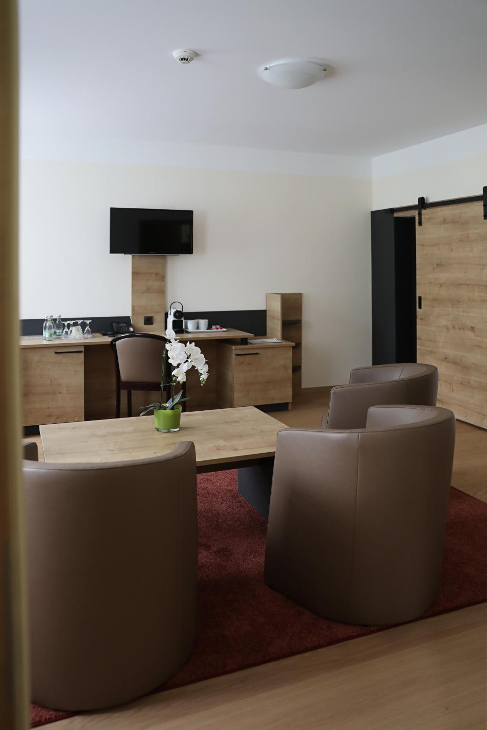 Family Suite - Photo 1