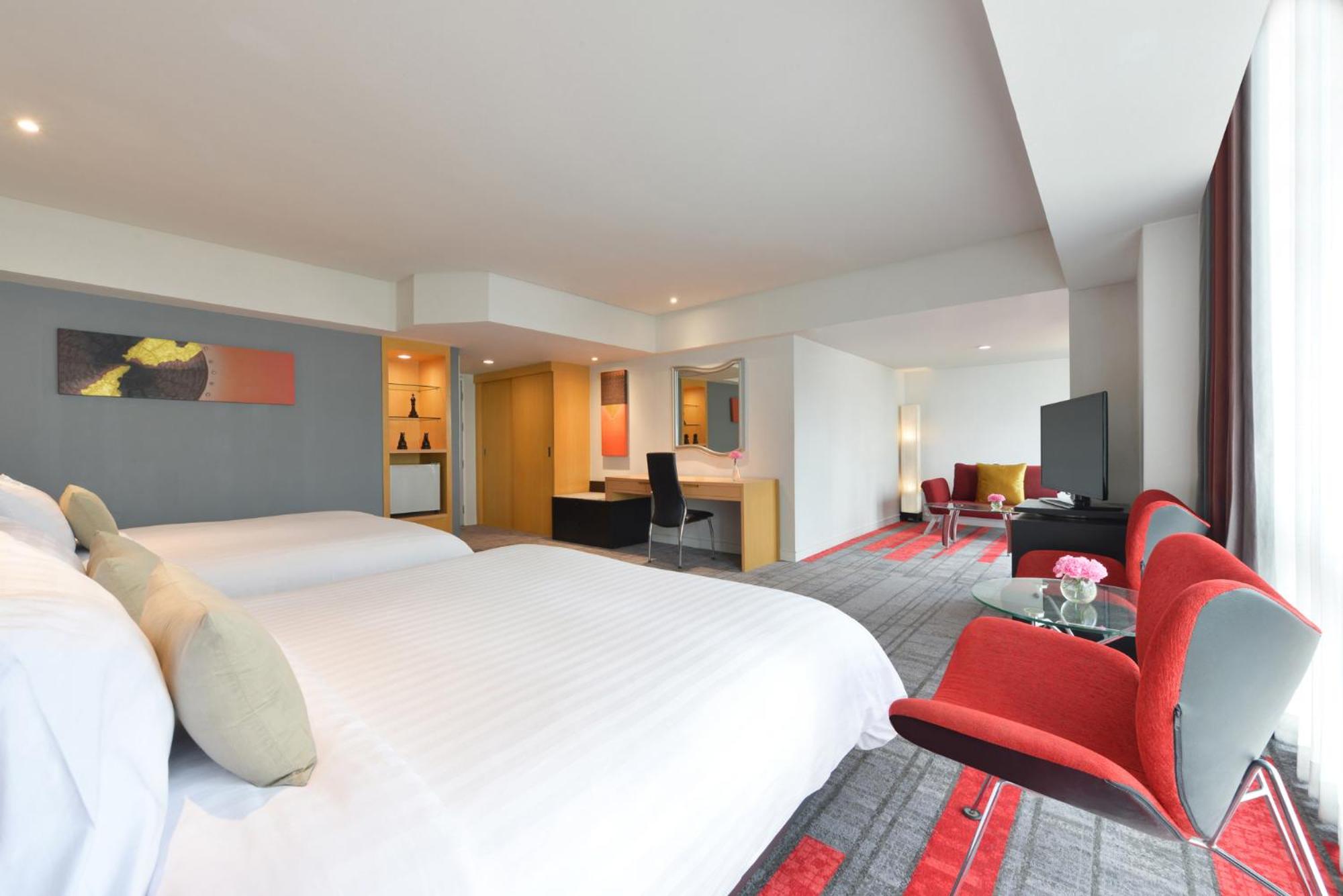Belaire Suite with Two Queen Beds (Non Smoking) photo 3