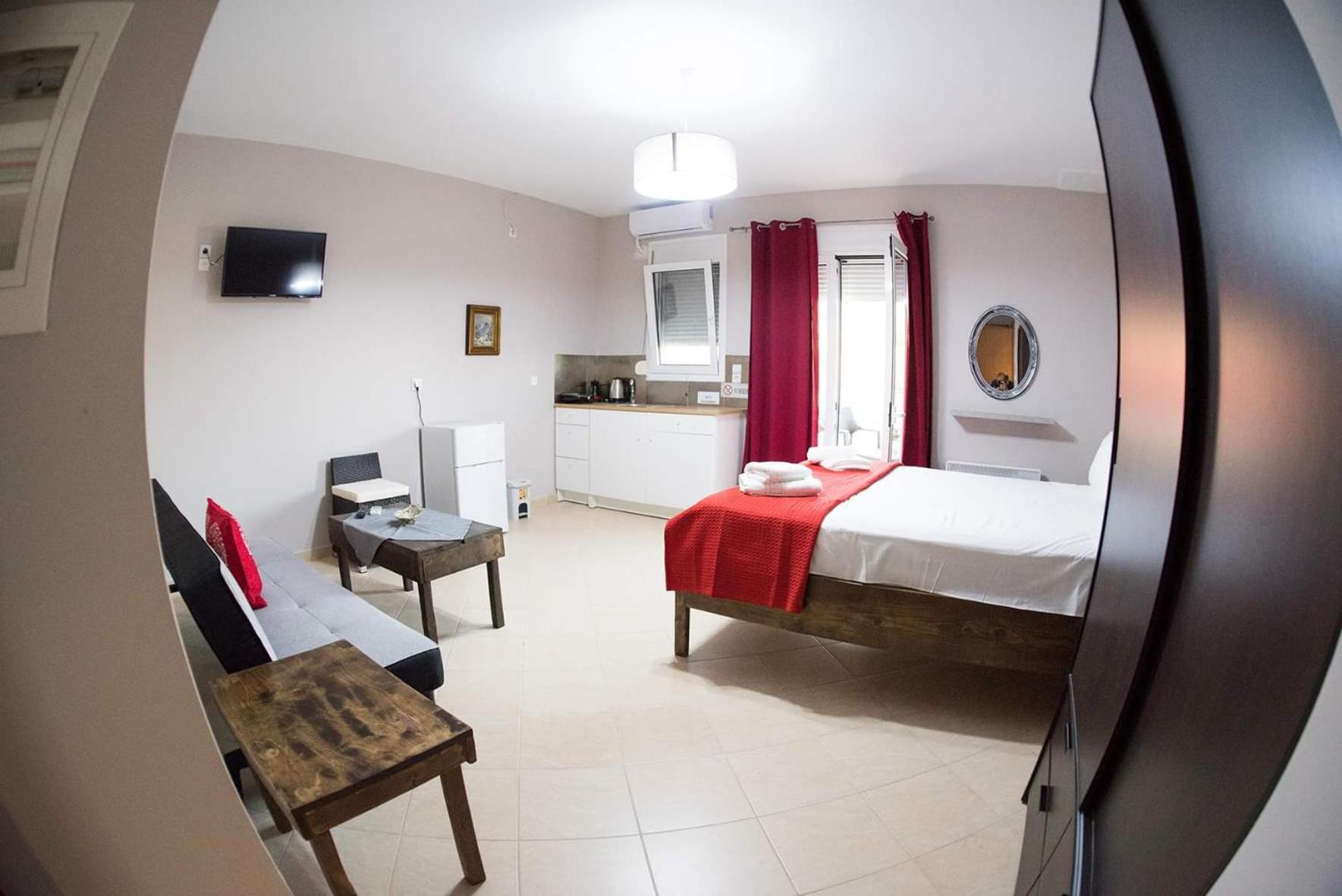 Two-Bedroom Apartment - Photo 45