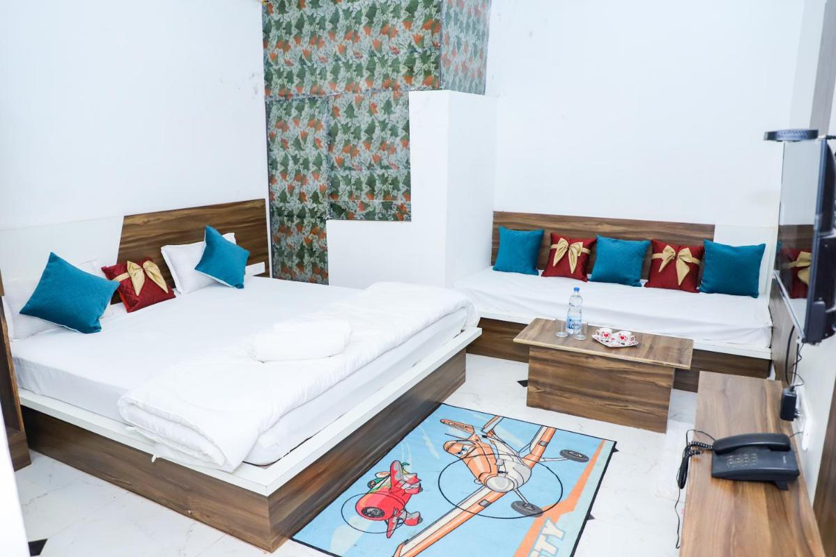 Budget Triple Room photo 2