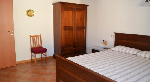 Large One-Bedroom Apartment with Patio