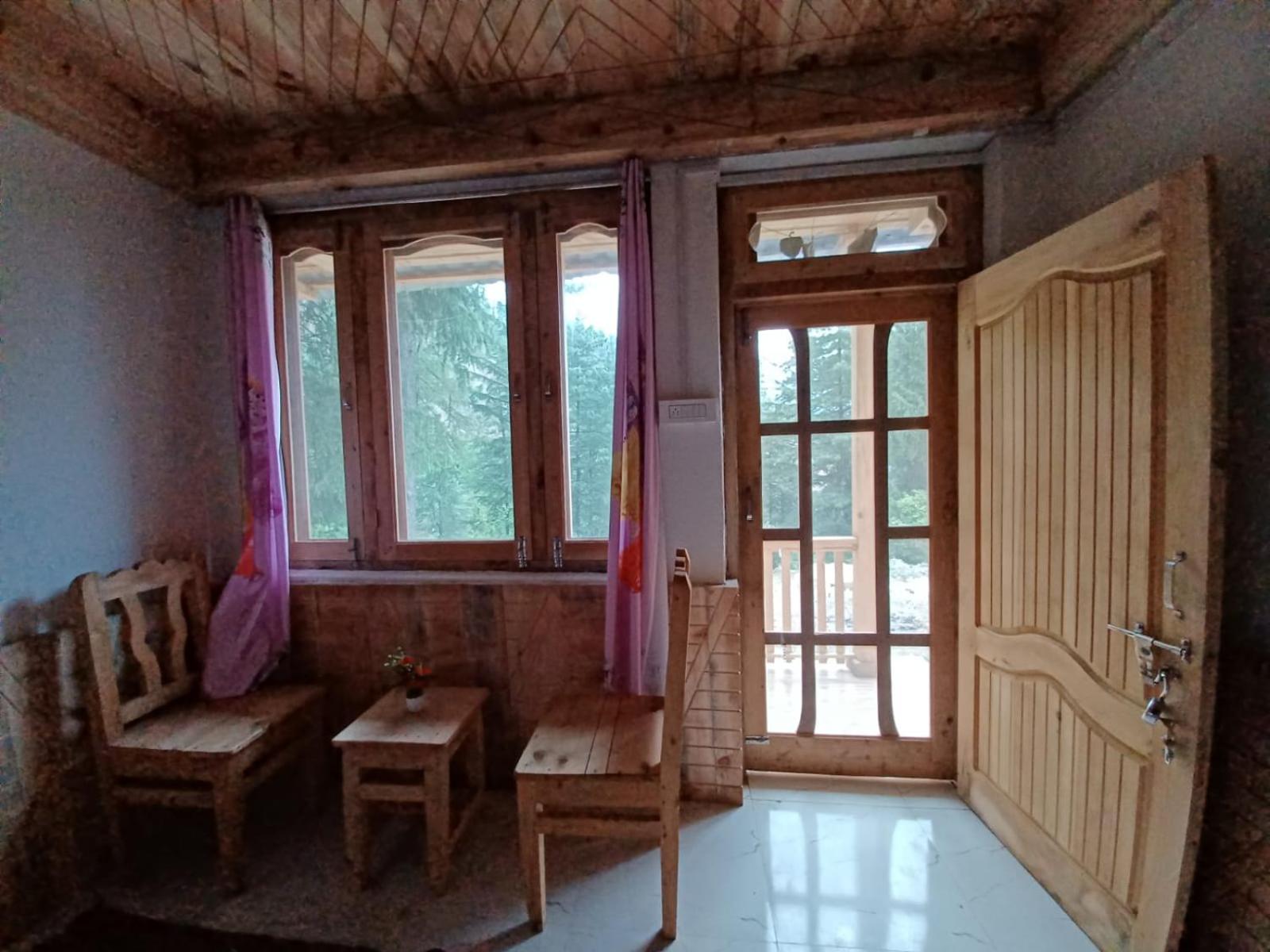 Family Room - Photo 12