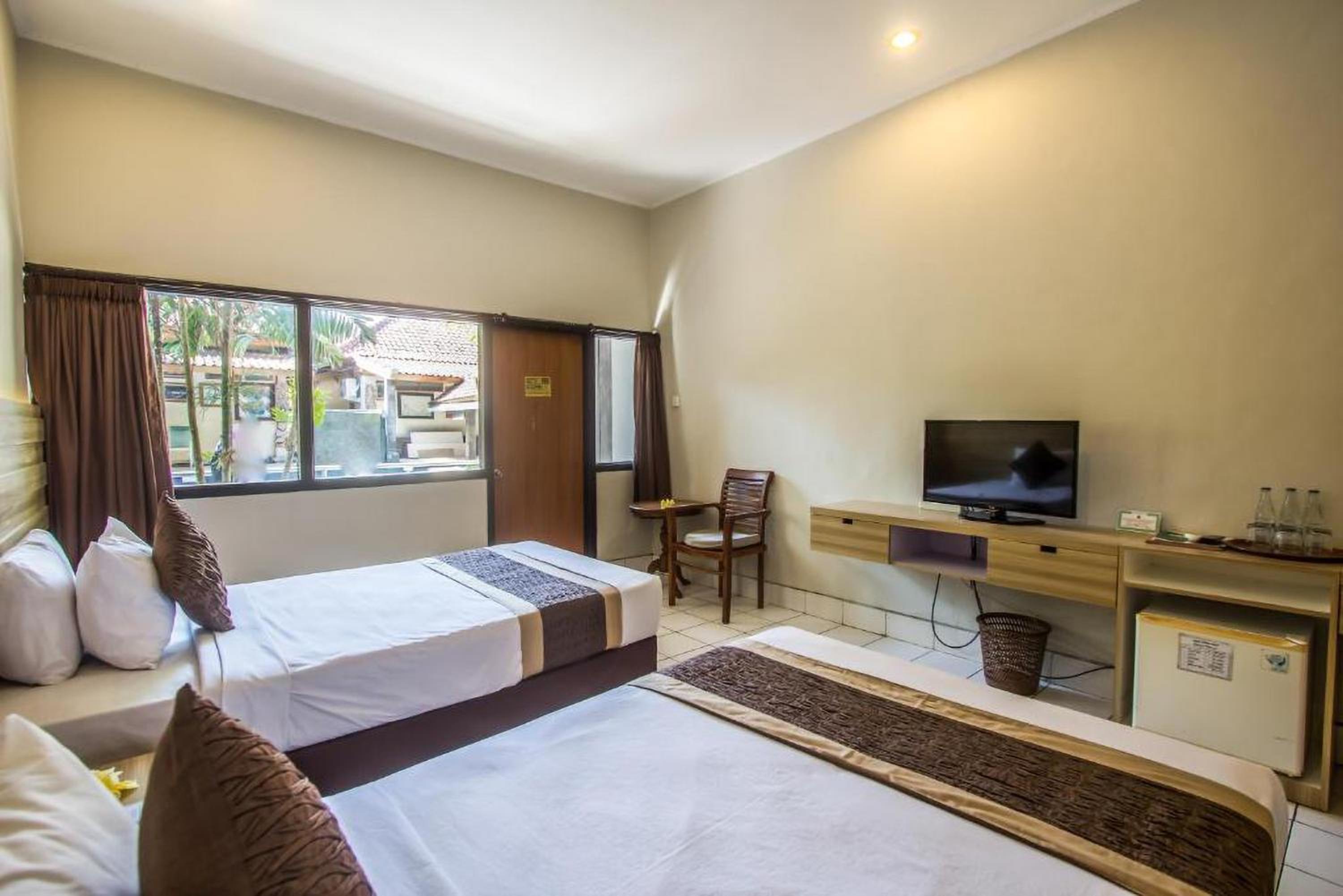 Superior Double or Twin Room photo 3