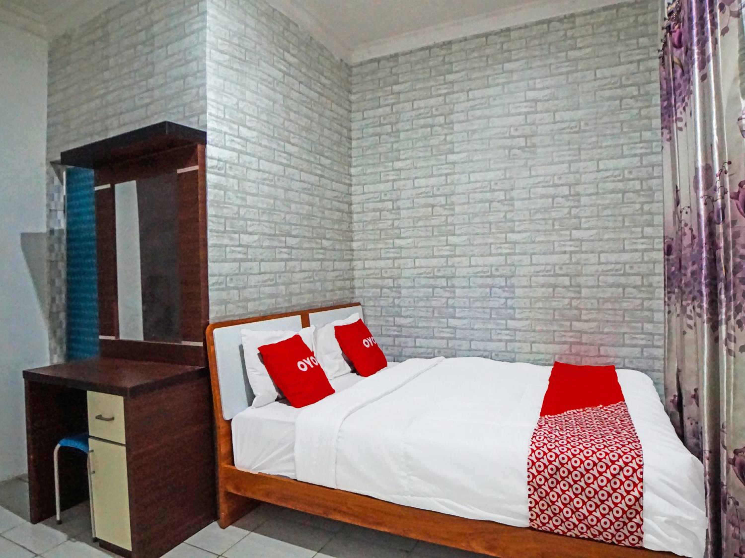 Deluxe Double Room photo 2