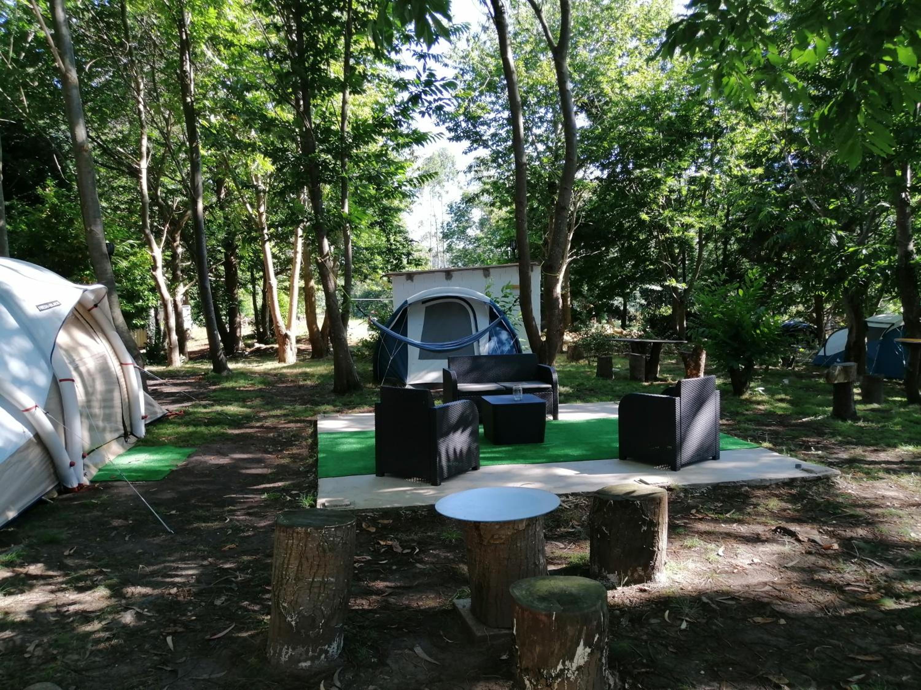 Deluxe Camping Tent - Photo 32