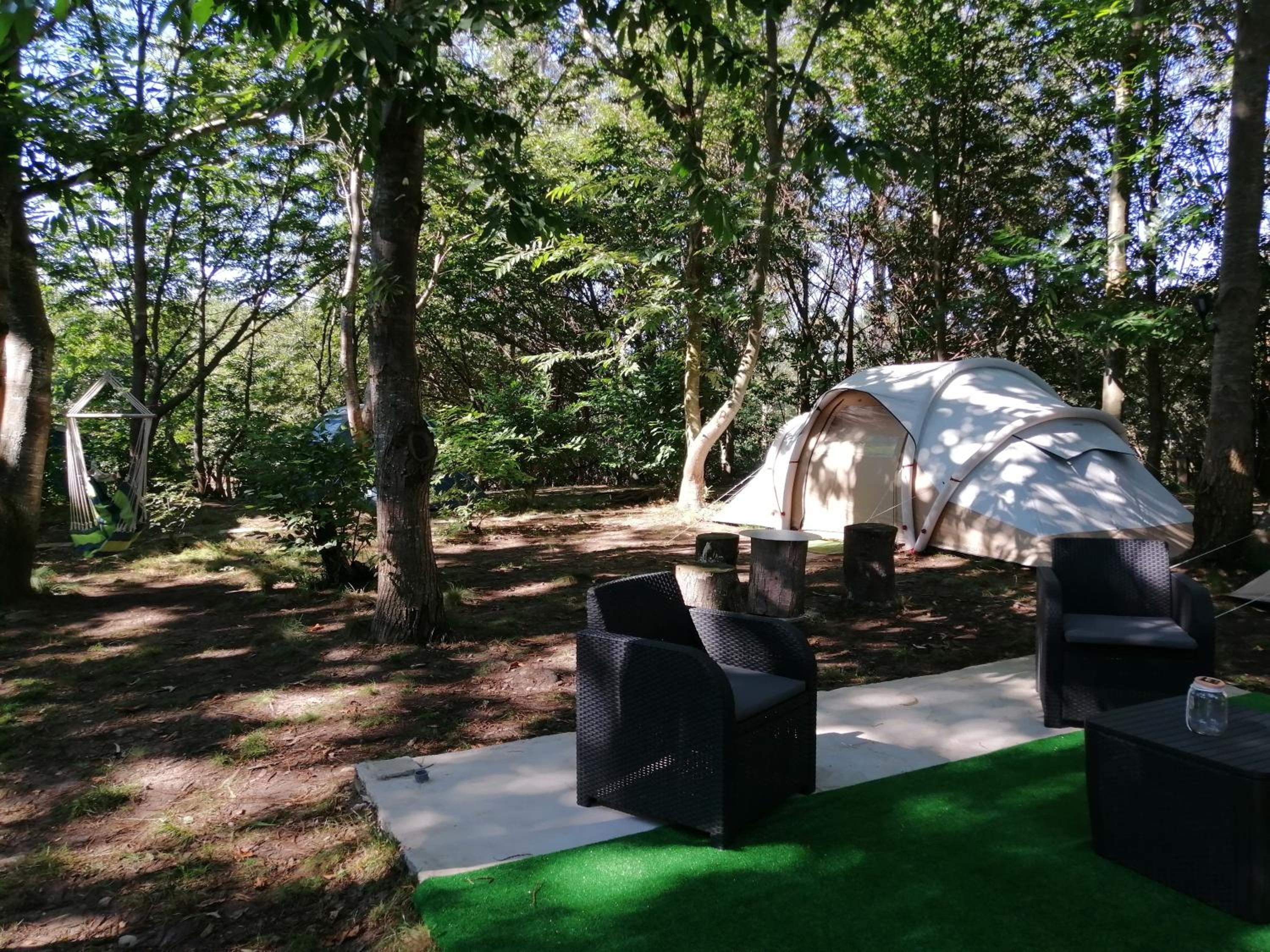 Deluxe Camping Tent - Photo 67
