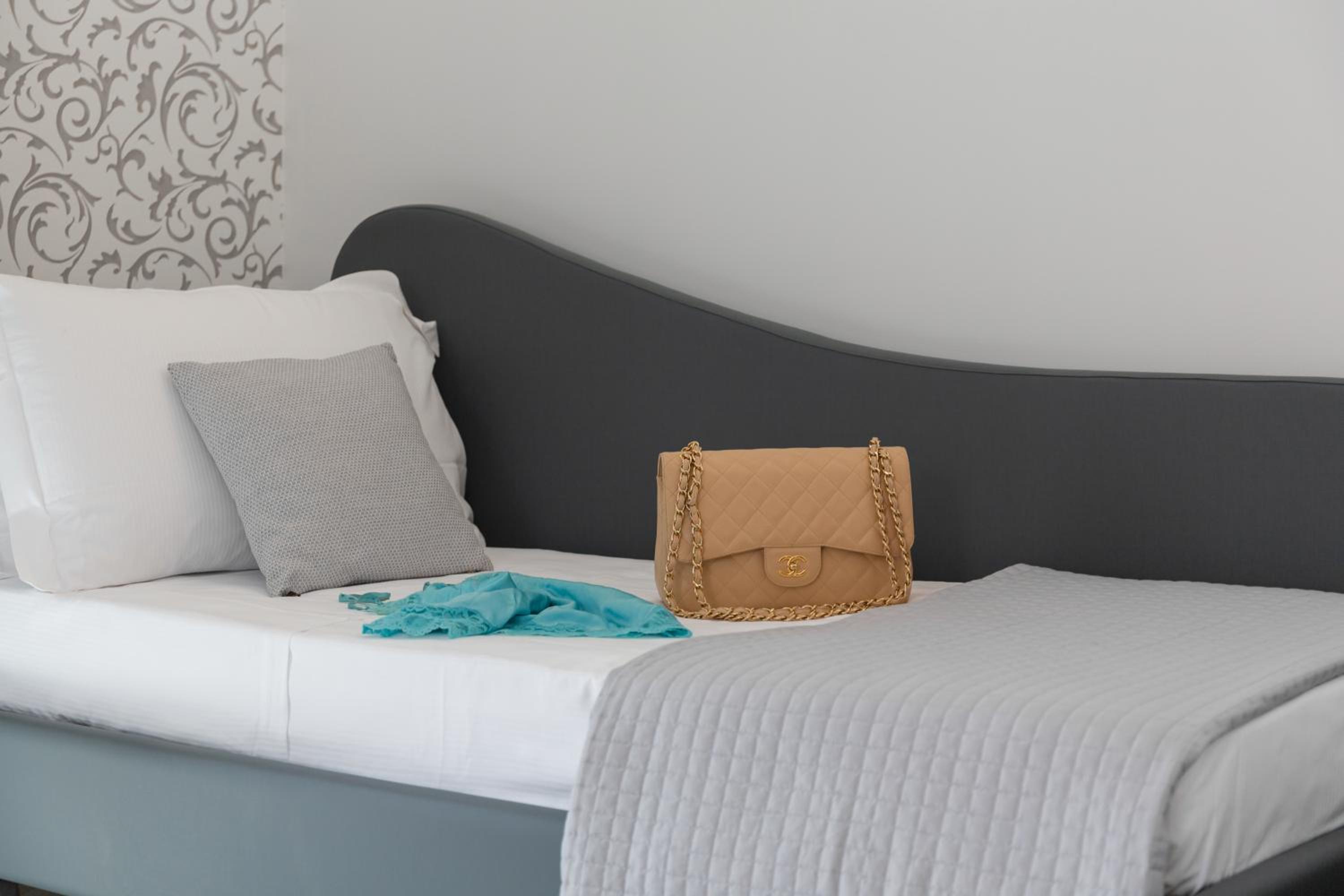 Junior Suite Family Deluxe with Sea View and Spa access - Photo 6