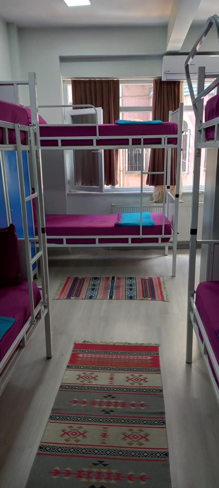 8-Bed Male Dormitory Room photo 1