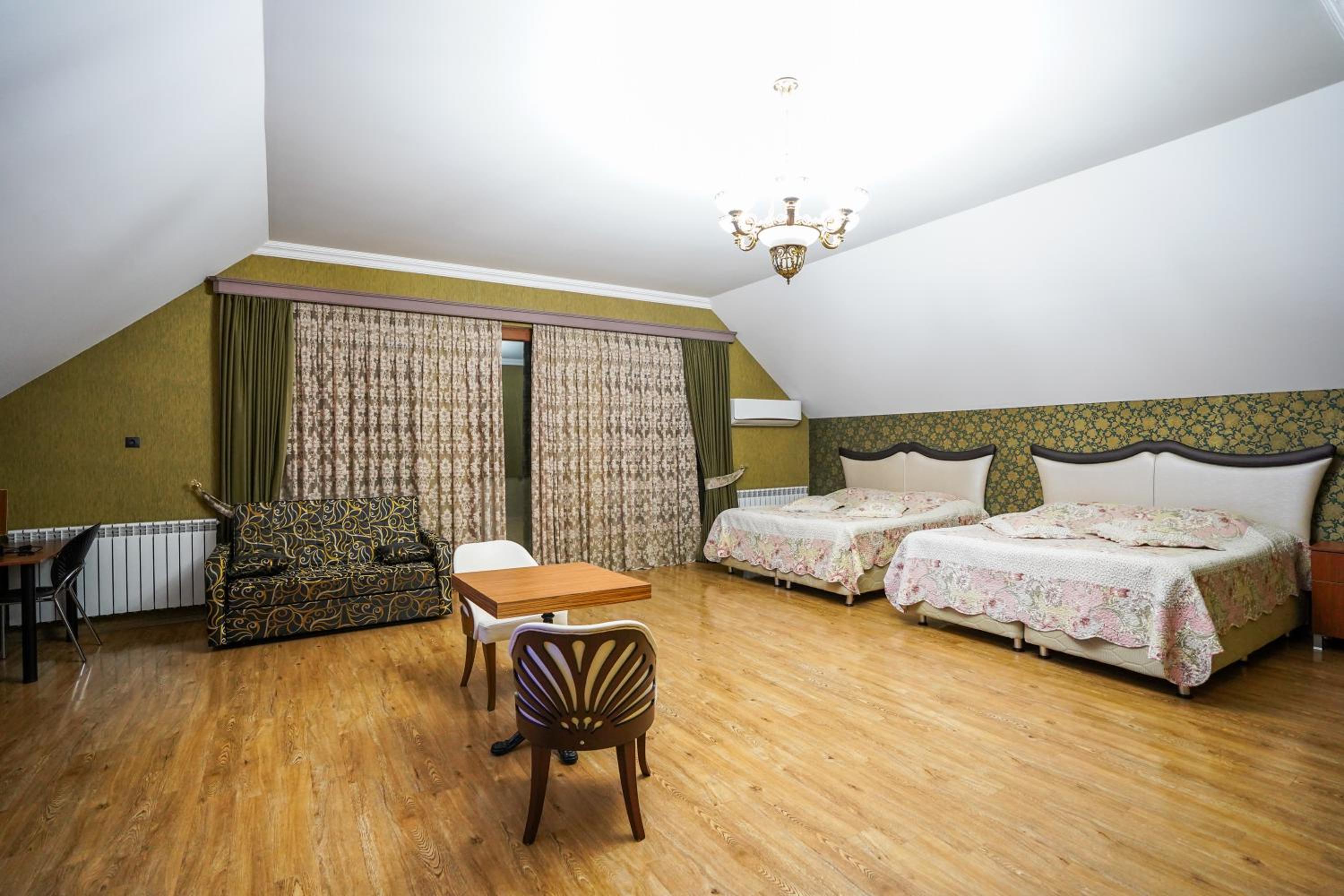 Superior Quadruple Room