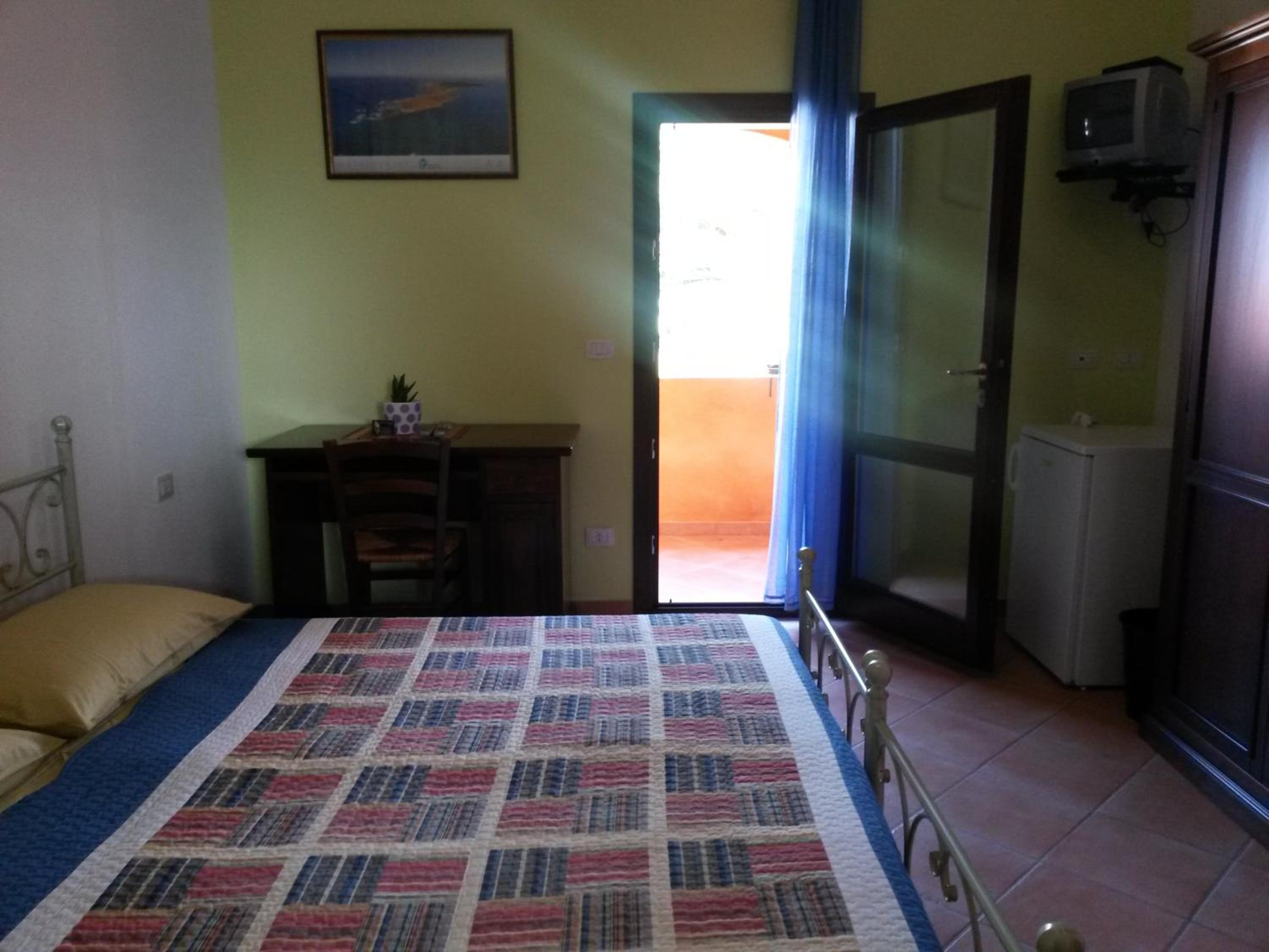 Double or Twin Room with Terrace photo 1
