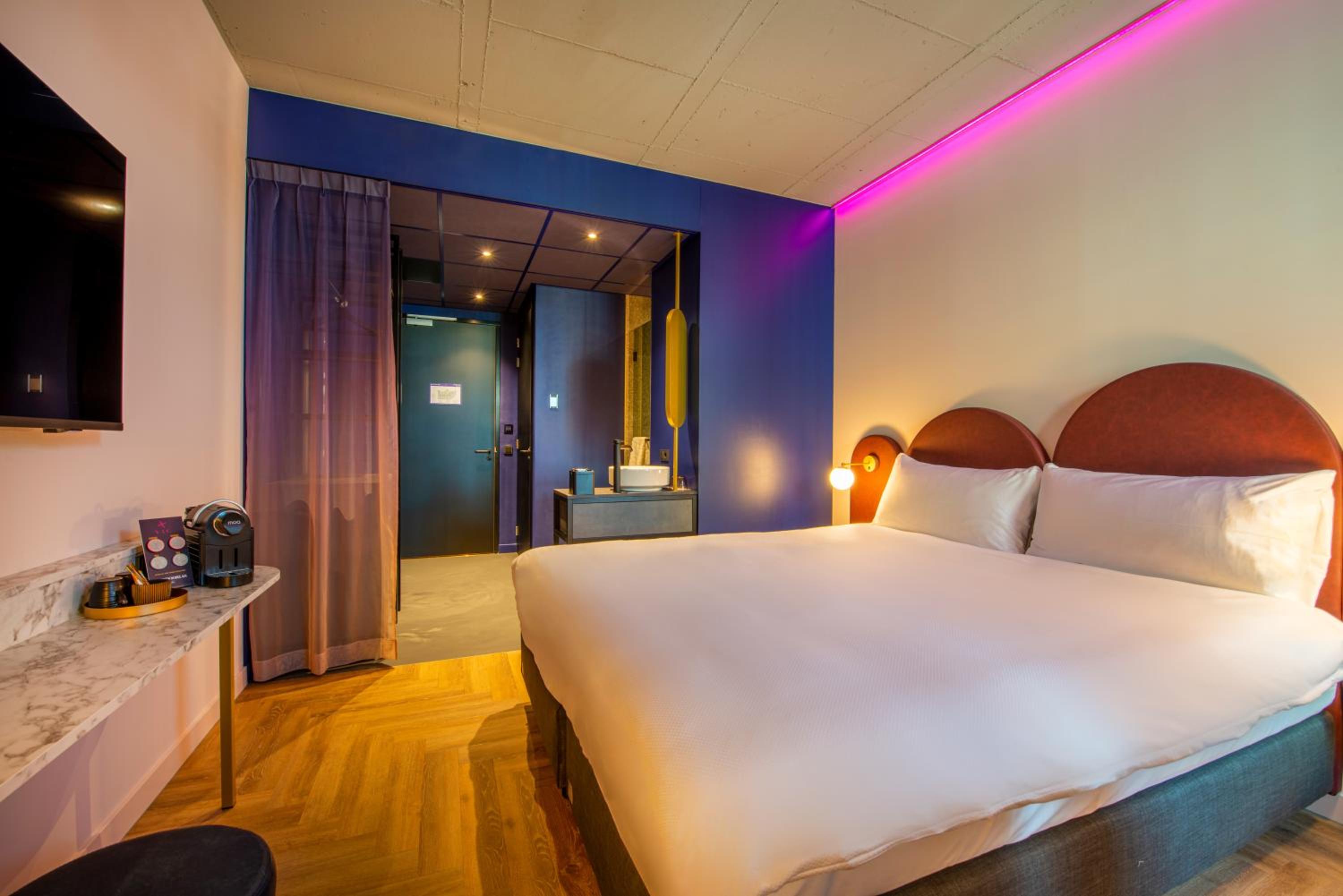 Deluxe Room - VIC LUXE - Photo 3