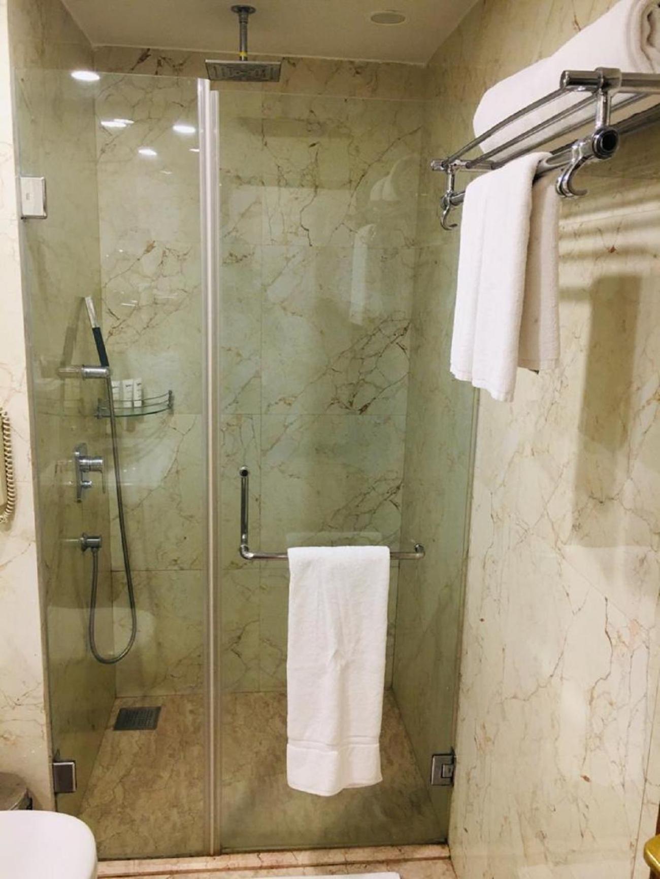 Standard Room - Beer on arrival, Happy Hours (7-9 PM) - Photo 8