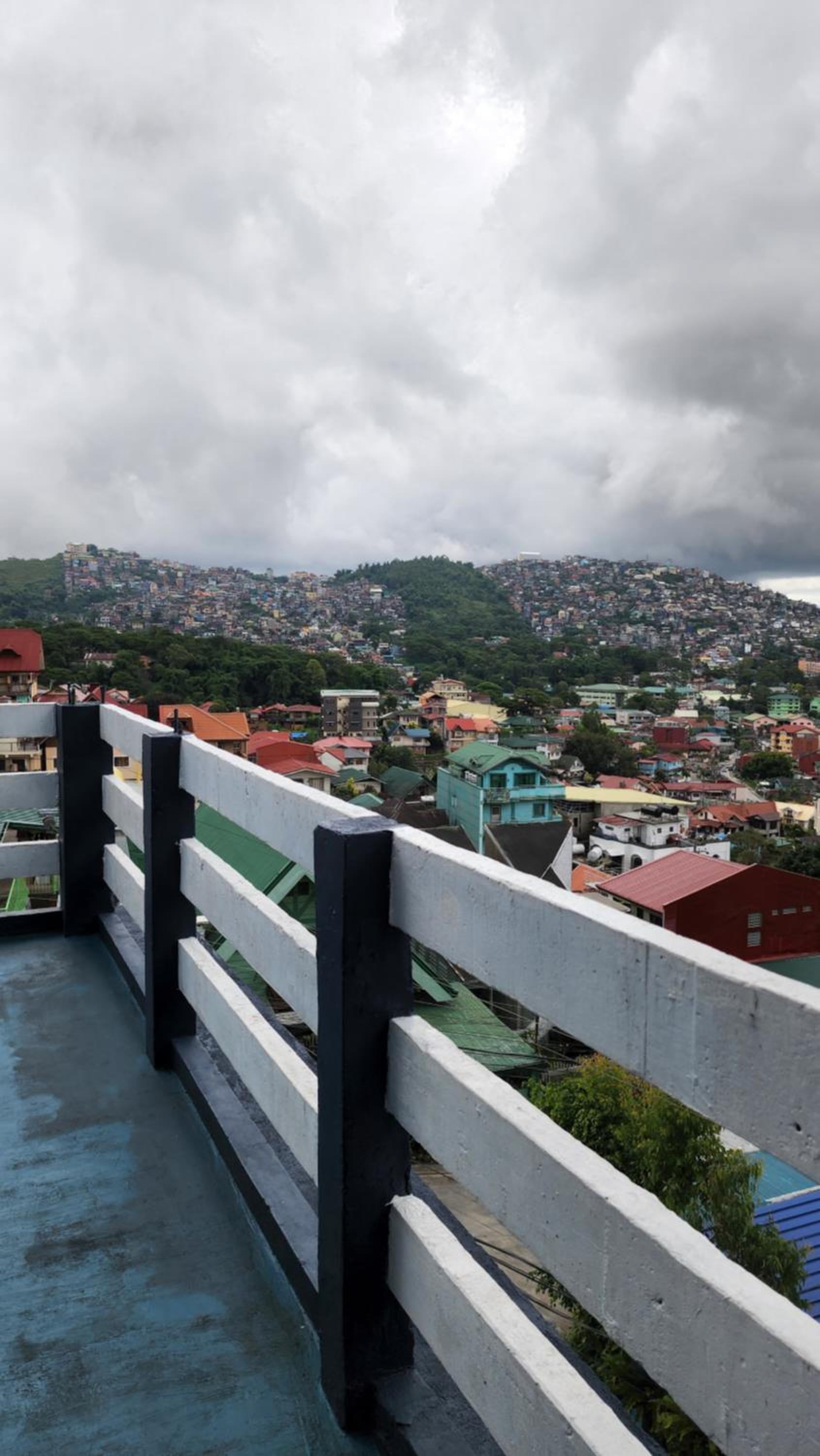 Apartment with Mountain View photo 1
