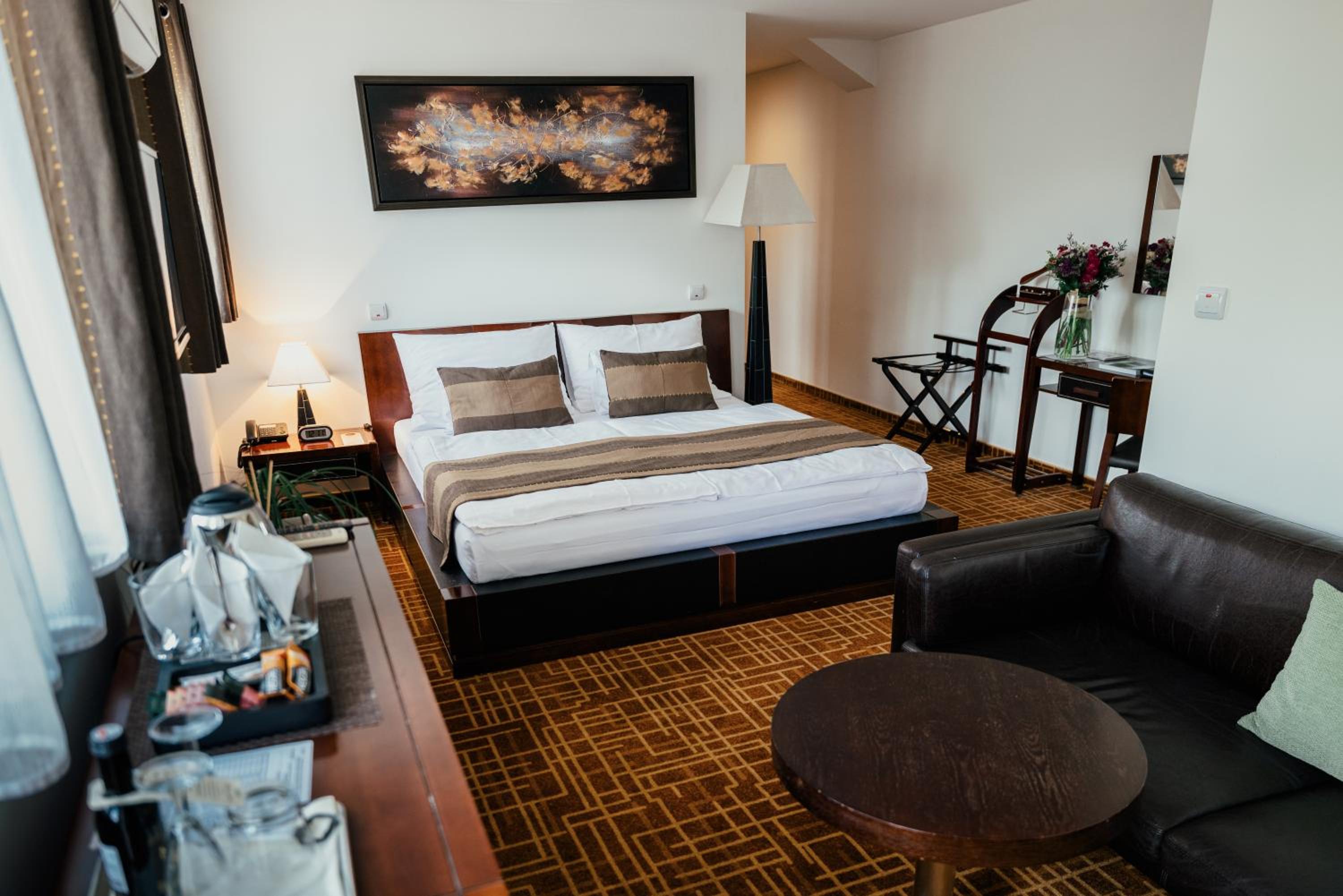 Junior Suite with Terrace - Photo 3