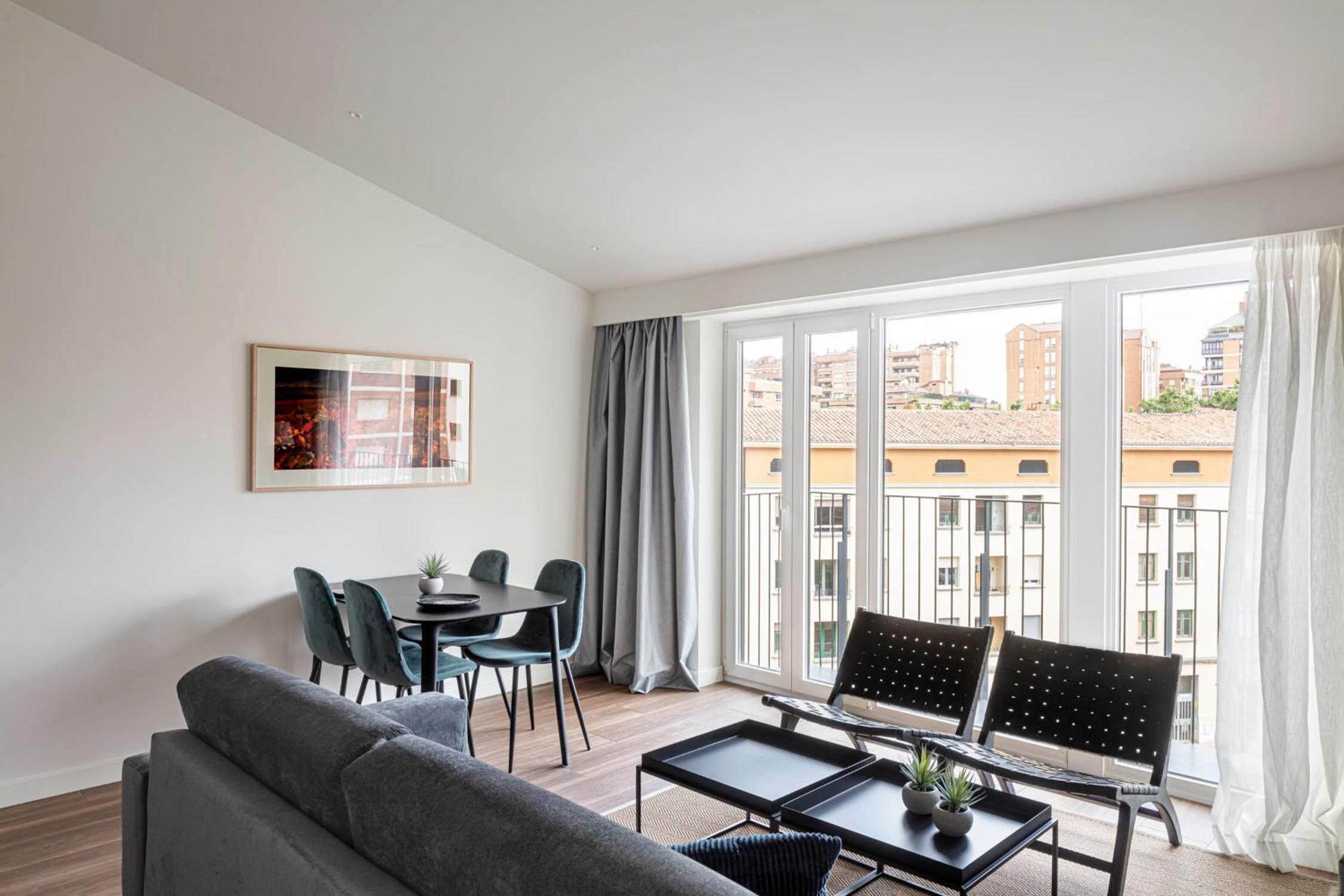 Penthouse Apartment - Photo 1