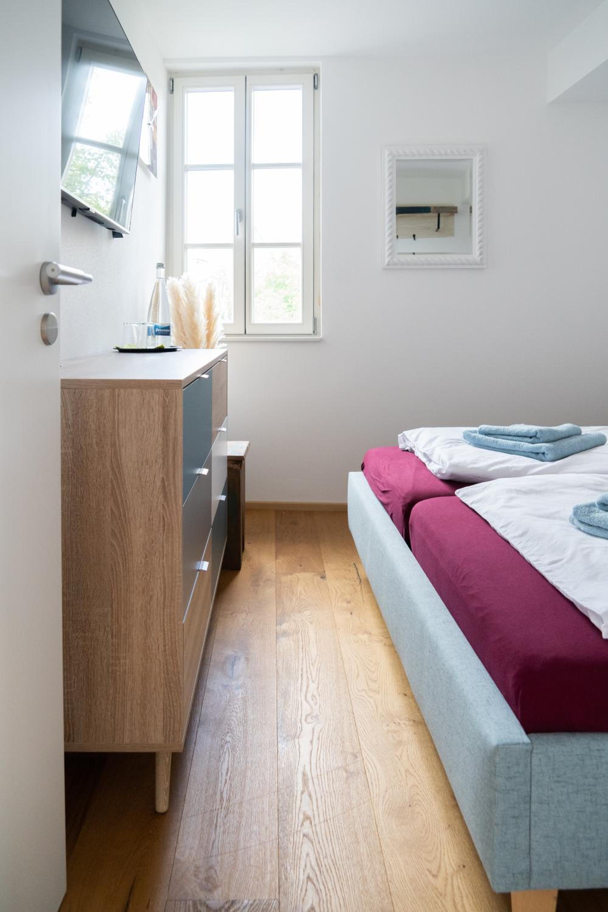 Double Room with Shared Bathroom photo 3