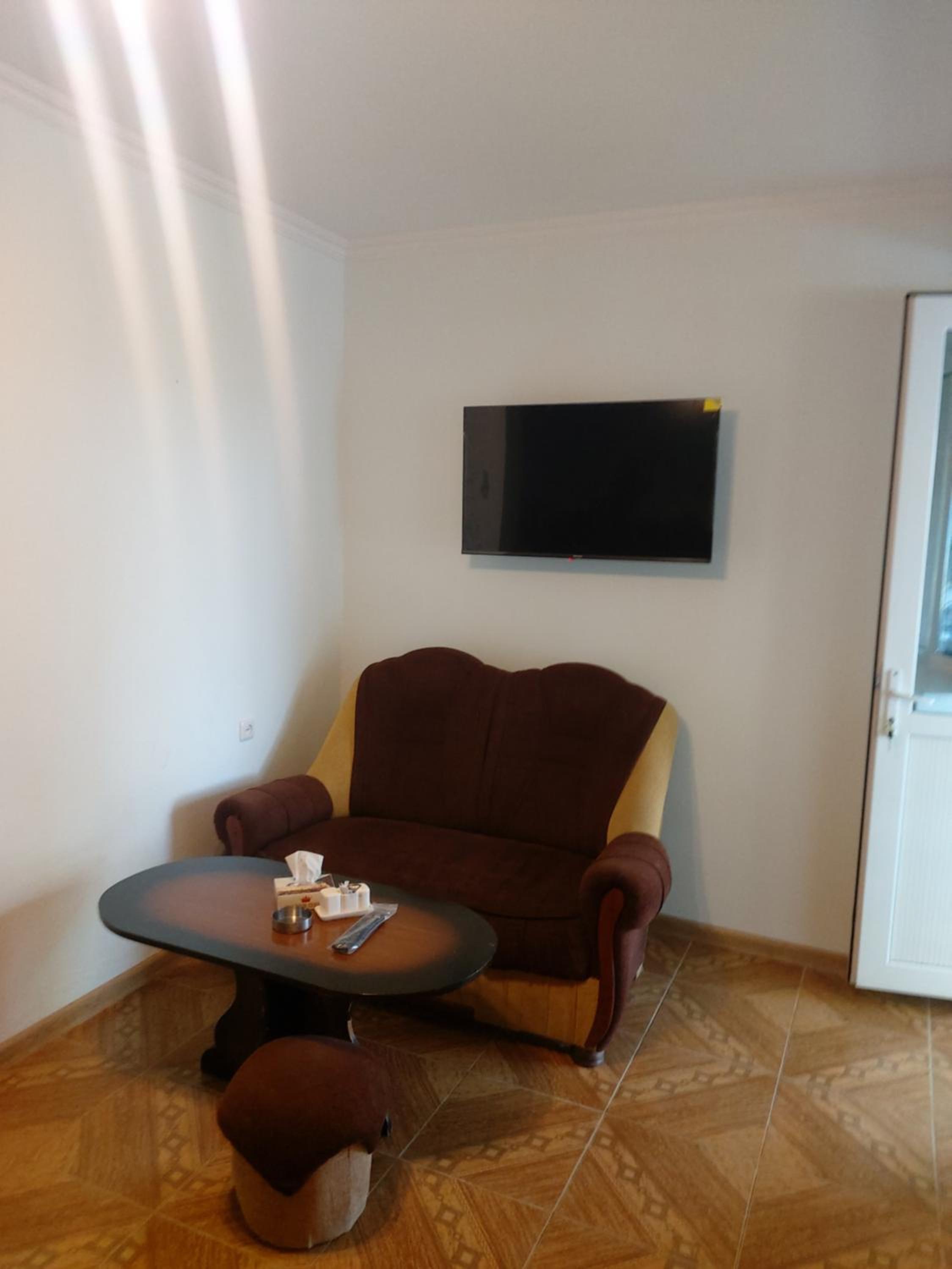 Large Double Room photo 2