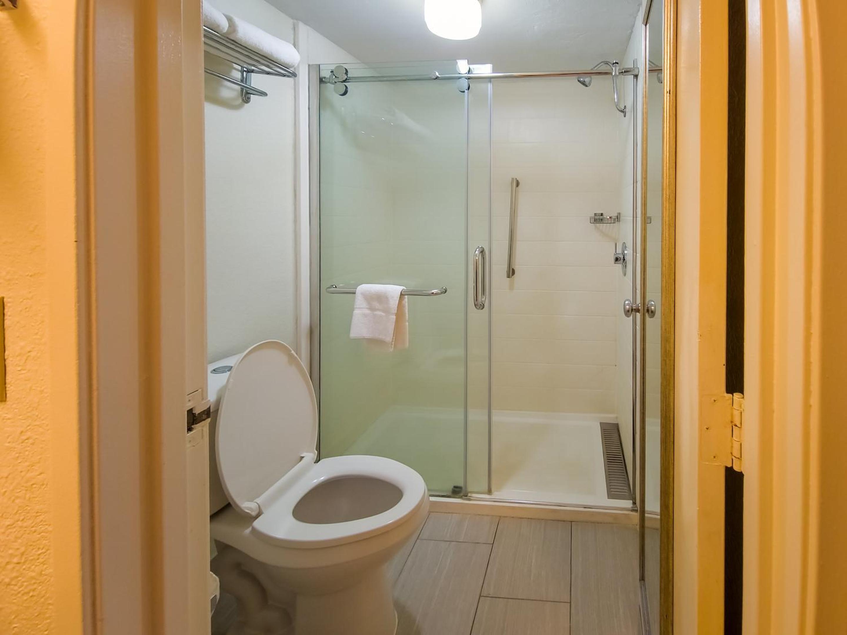  Superior King Room Non-Smoking - Photo 6