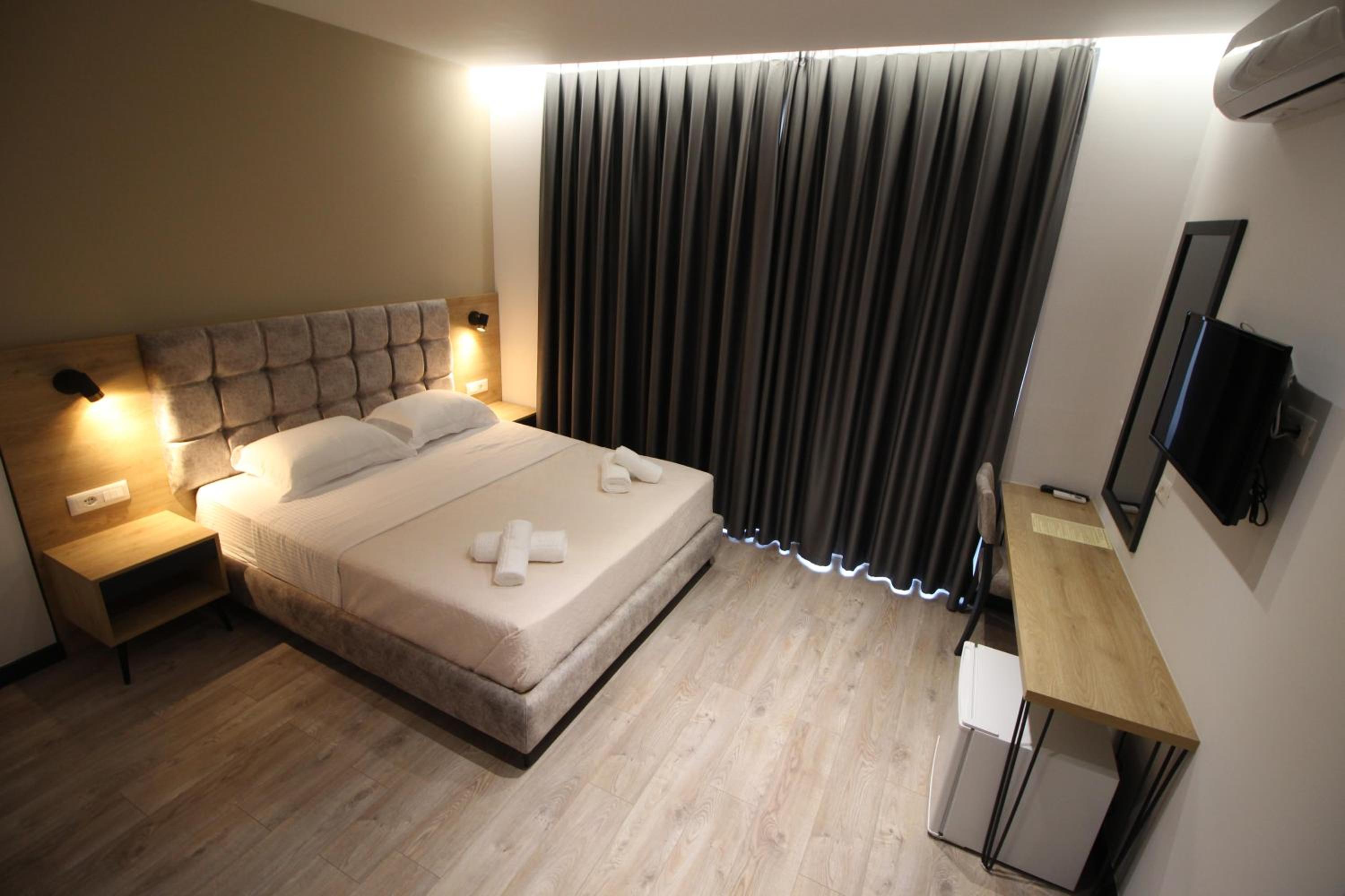 Double Room with Balcony and Sea View
