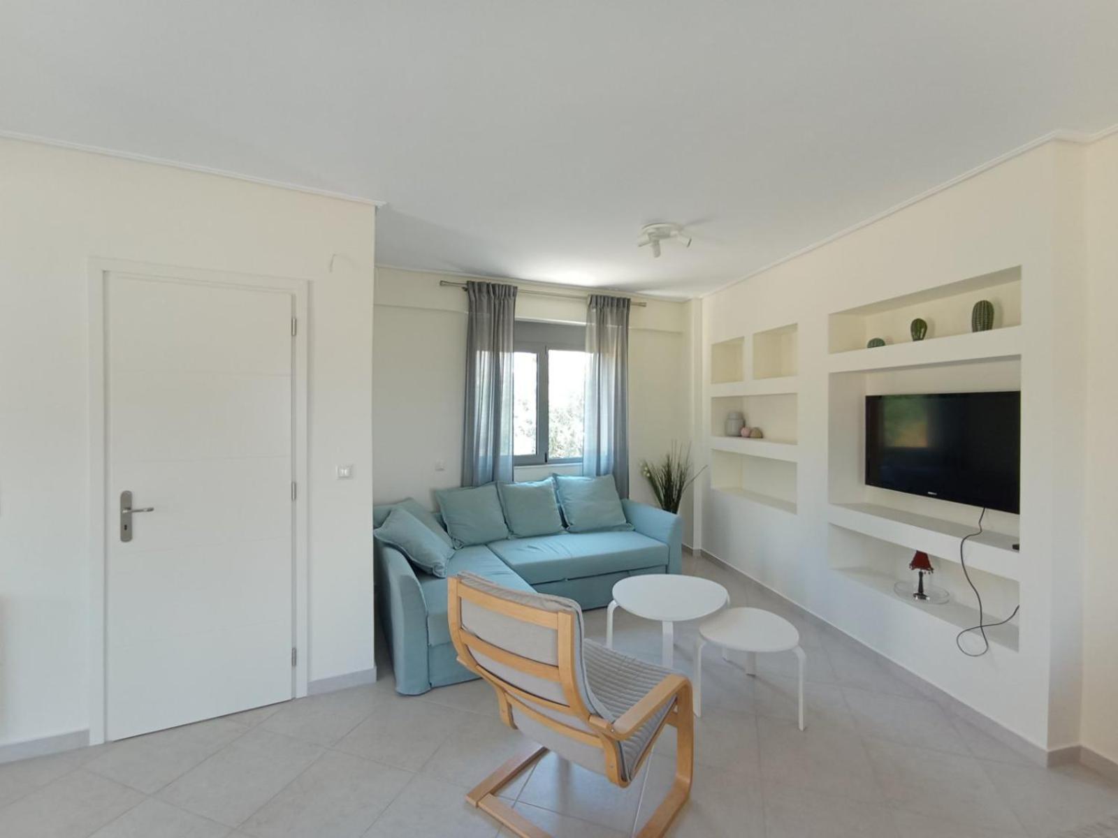 One-Bedroom Apartment - Photo 7