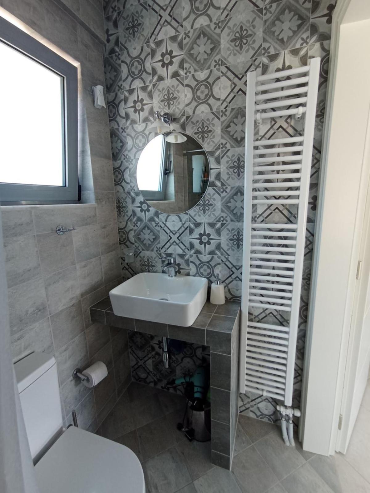 One-Bedroom Apartment - Photo 6