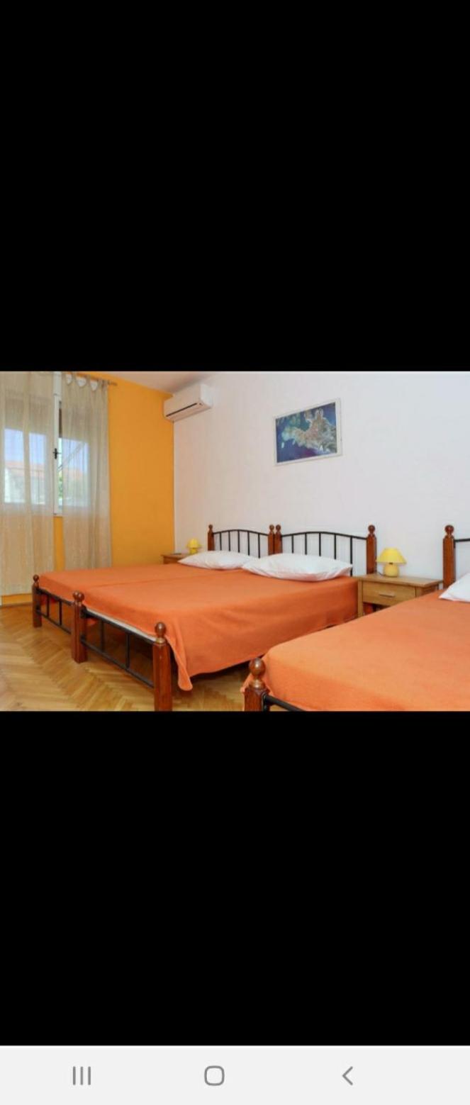 Triple Room with Bathroom - Photo 1