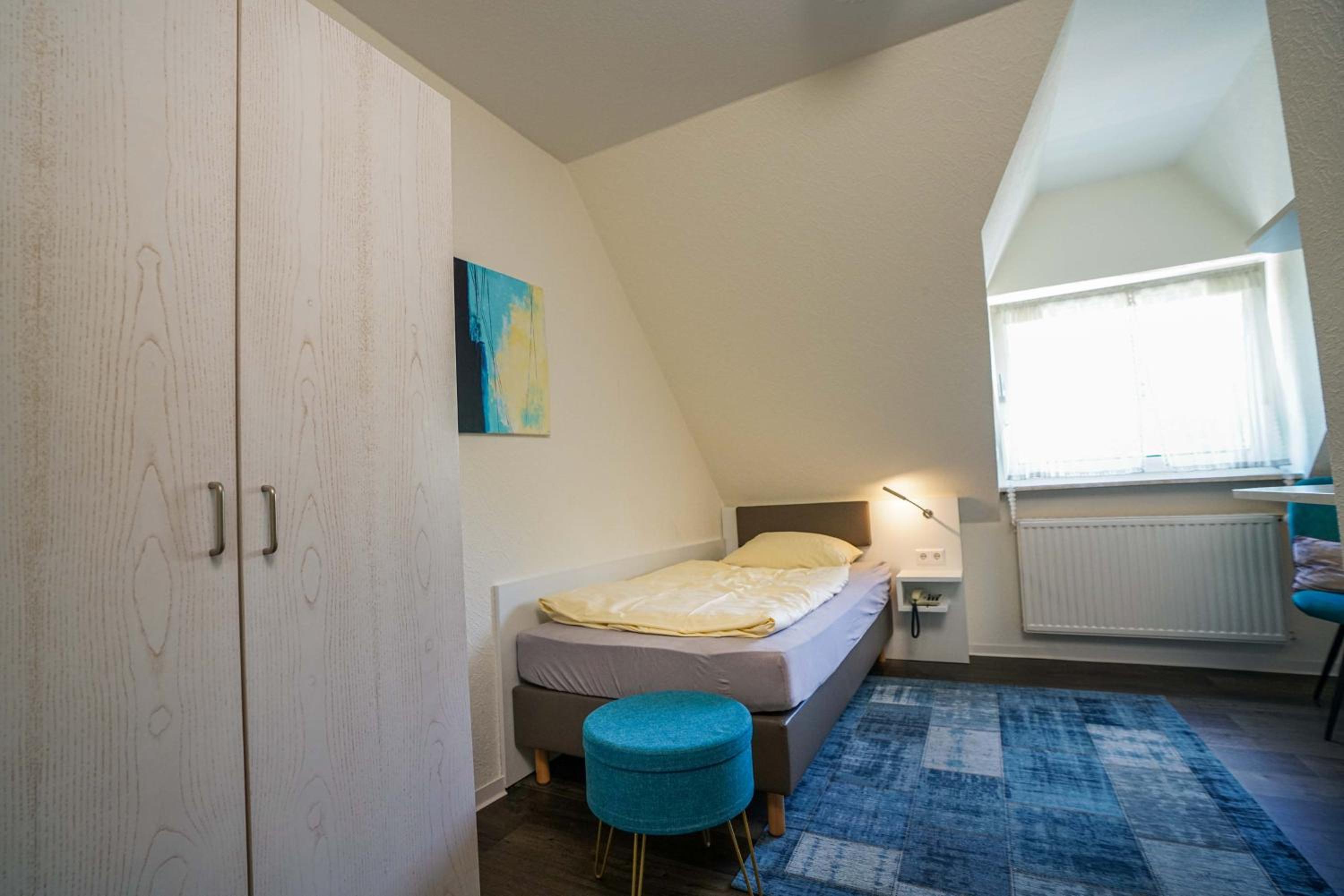 Single Room photo 3